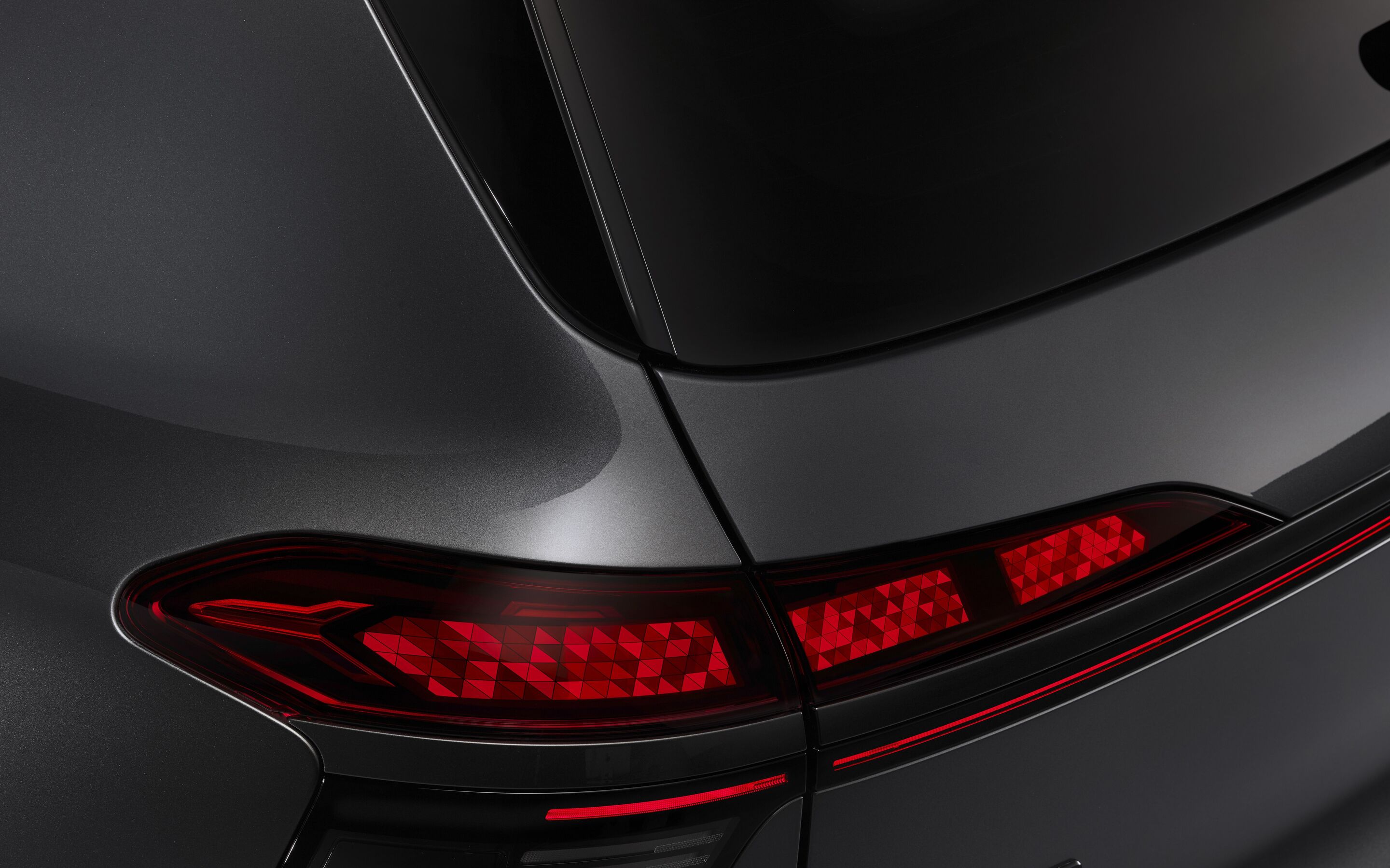 Audi Q9 SUV - Curved digital OLED rear light 3.0