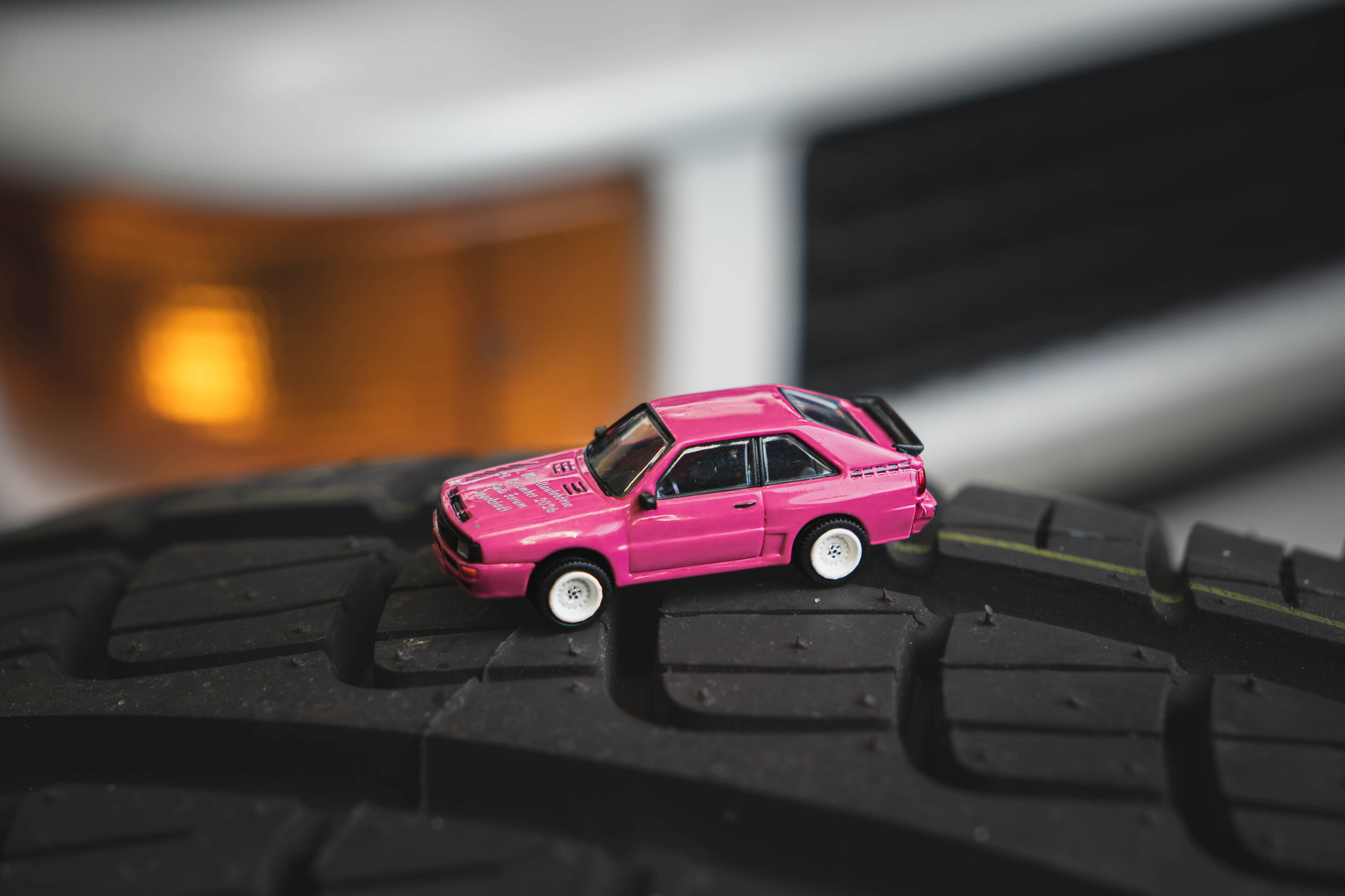 Small cars, really big. - The special model for the Audi model car fair in Ingolstadt (November 29, 2026): a pink Audi Sport quattro.