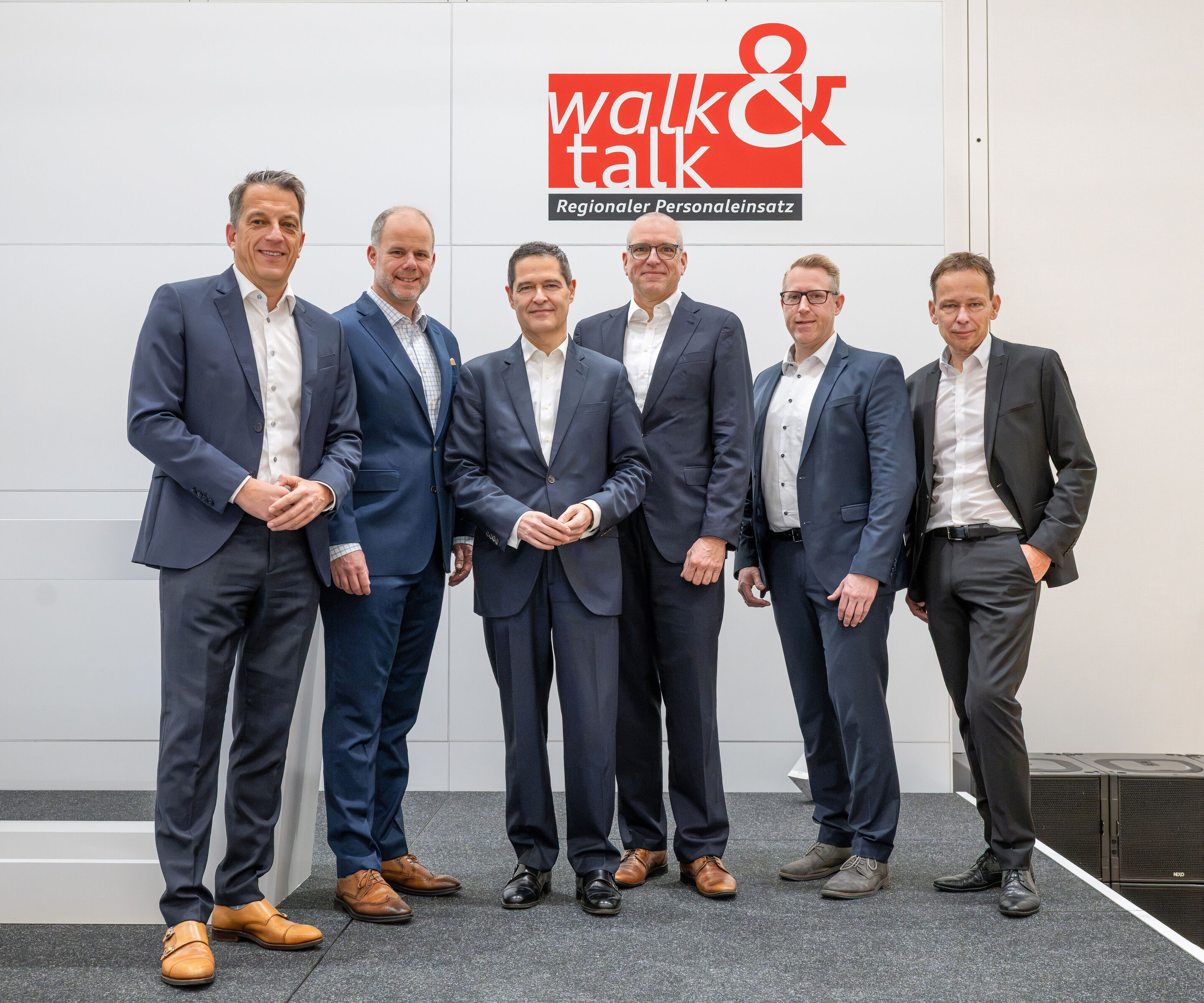 Pionierprojekt: Audi und Partner der bayerischen Wirtschaft starten innovatives Transformationsmodell - Andreas Zelzer, Leiter Personal, Recruiting, AUDI AG, Dr. Markus Schmitz, Chef der Bundesagentur für Arbeit in Bayern, Xavier Ros, Personalvorstand...