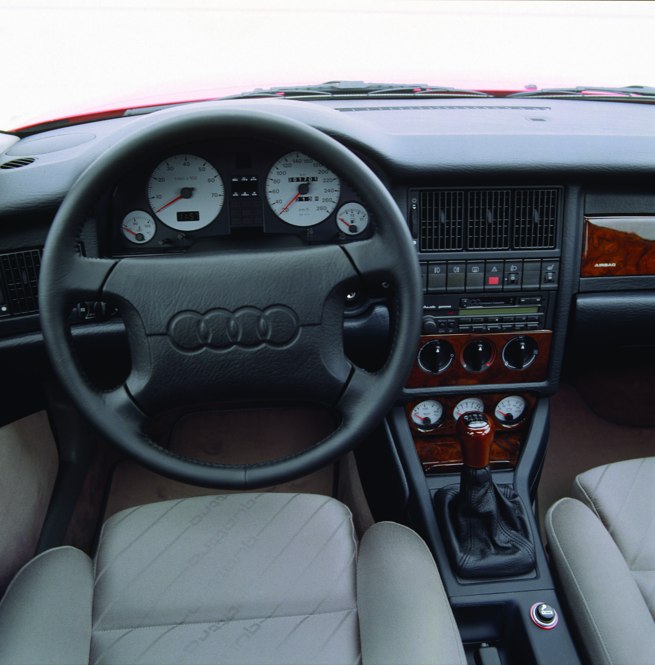 Audi S2