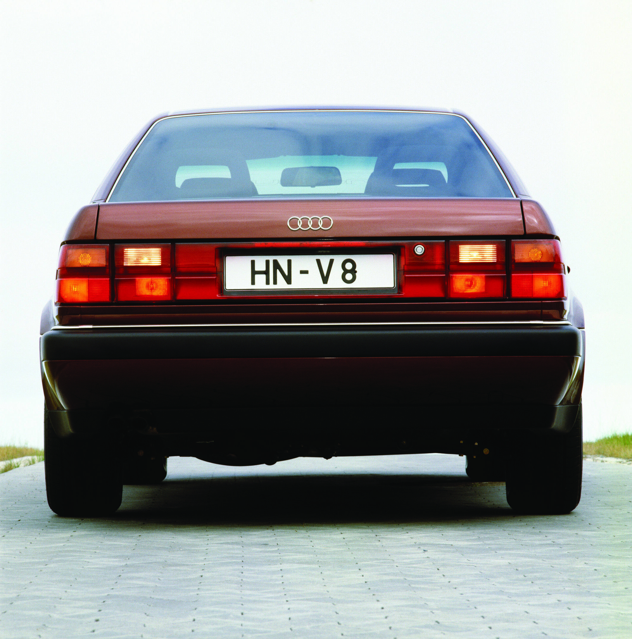 Audi V8