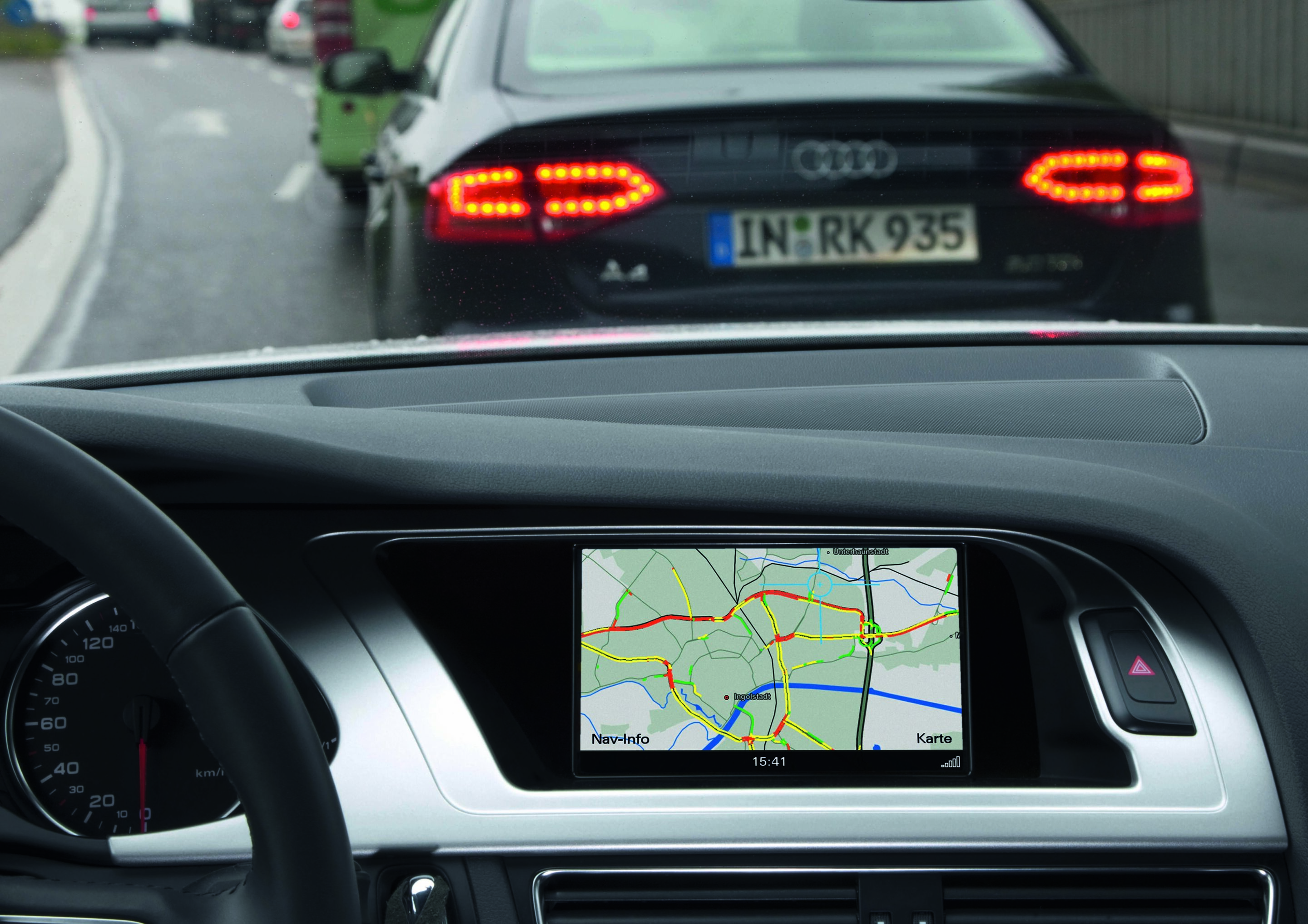 Efficient urban driving – the Audi travolution project - travolution - Traffic information, traffic jam