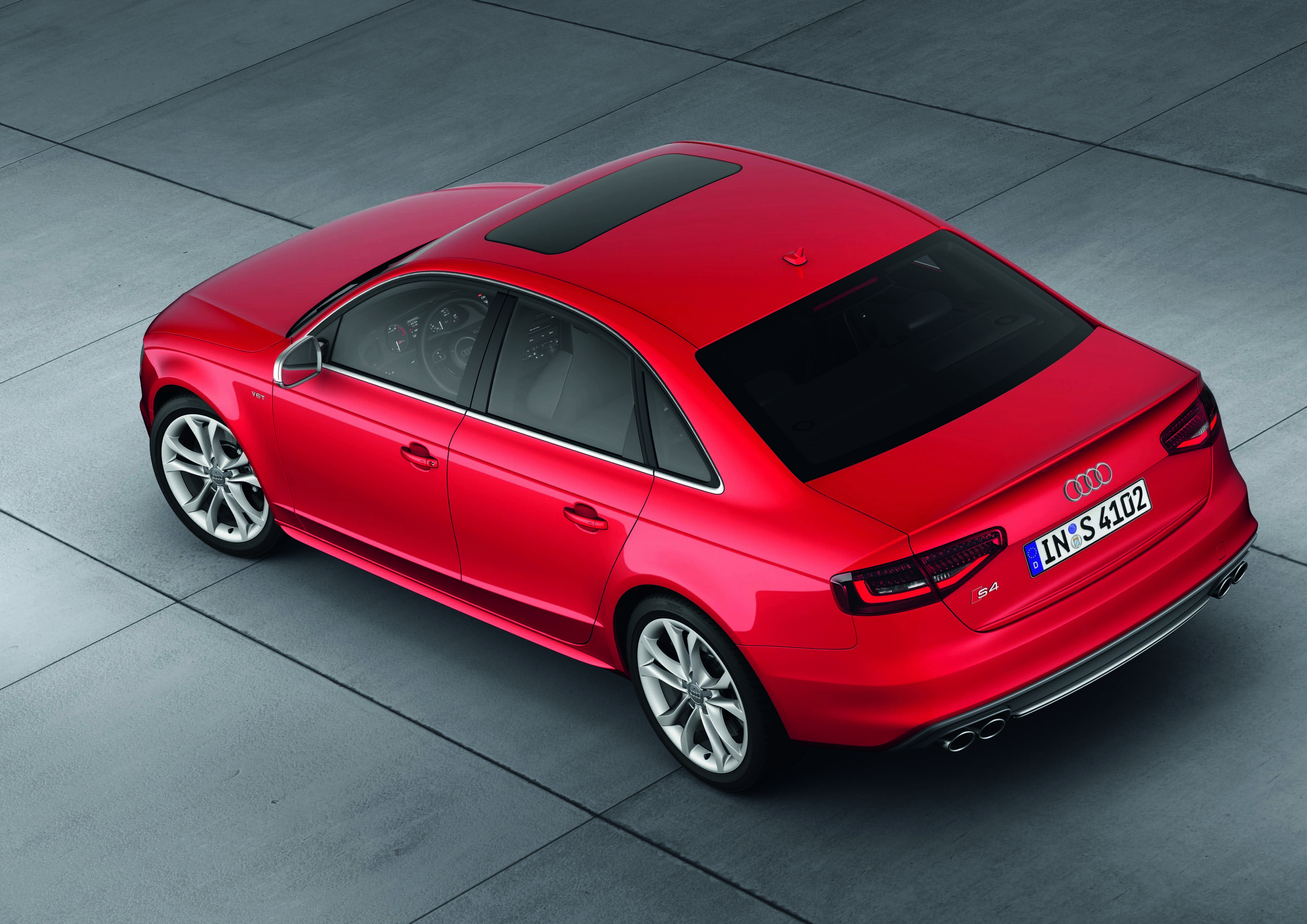 Audi S4 - Farbe: Misanorot