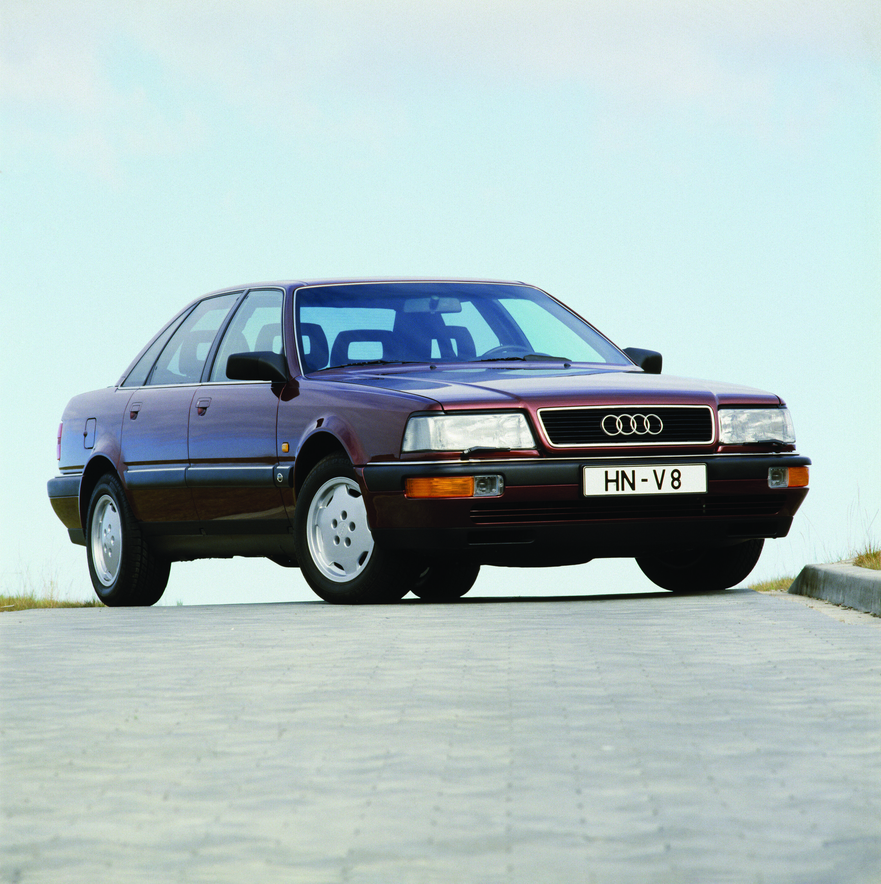 Audi V8