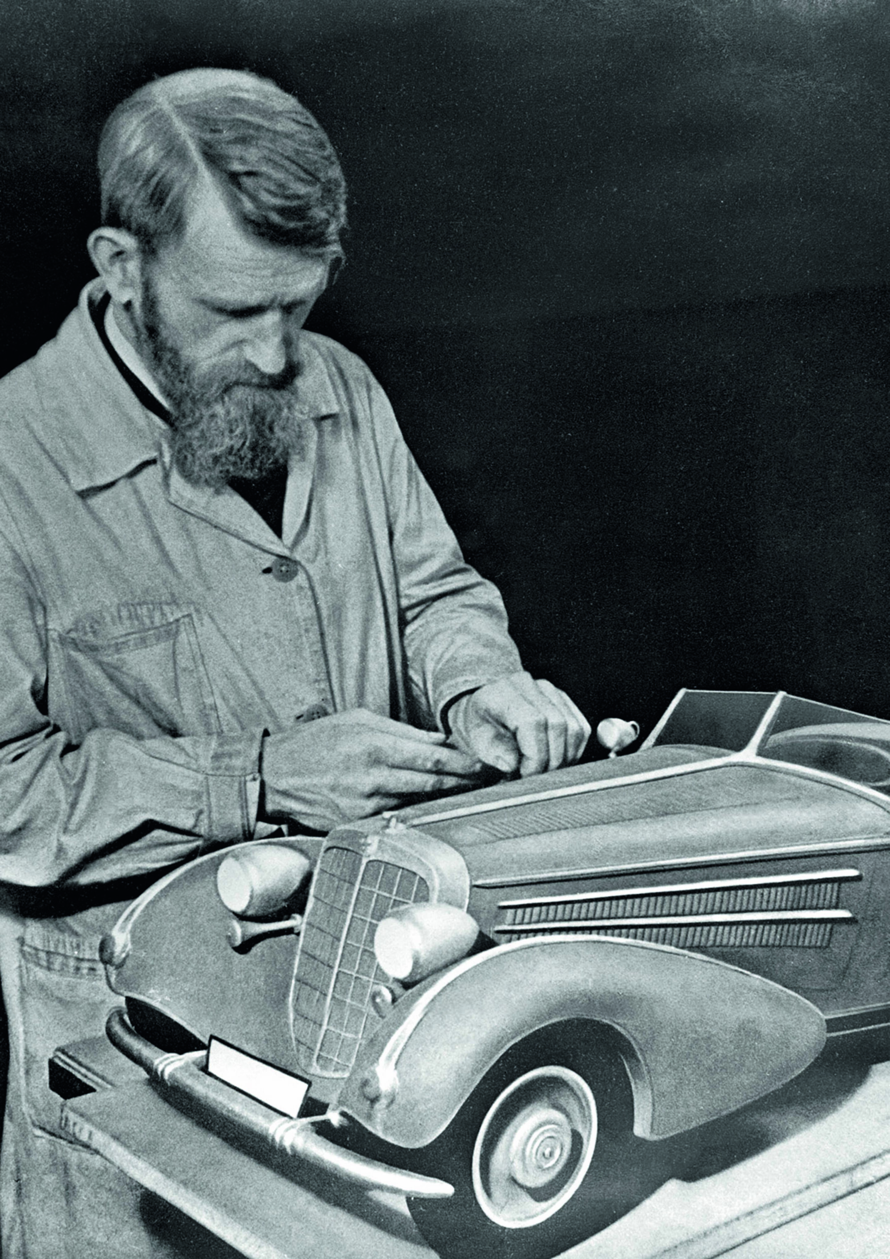 Anniversary magazine History - Central Testing Facility - a clay model of a Horch