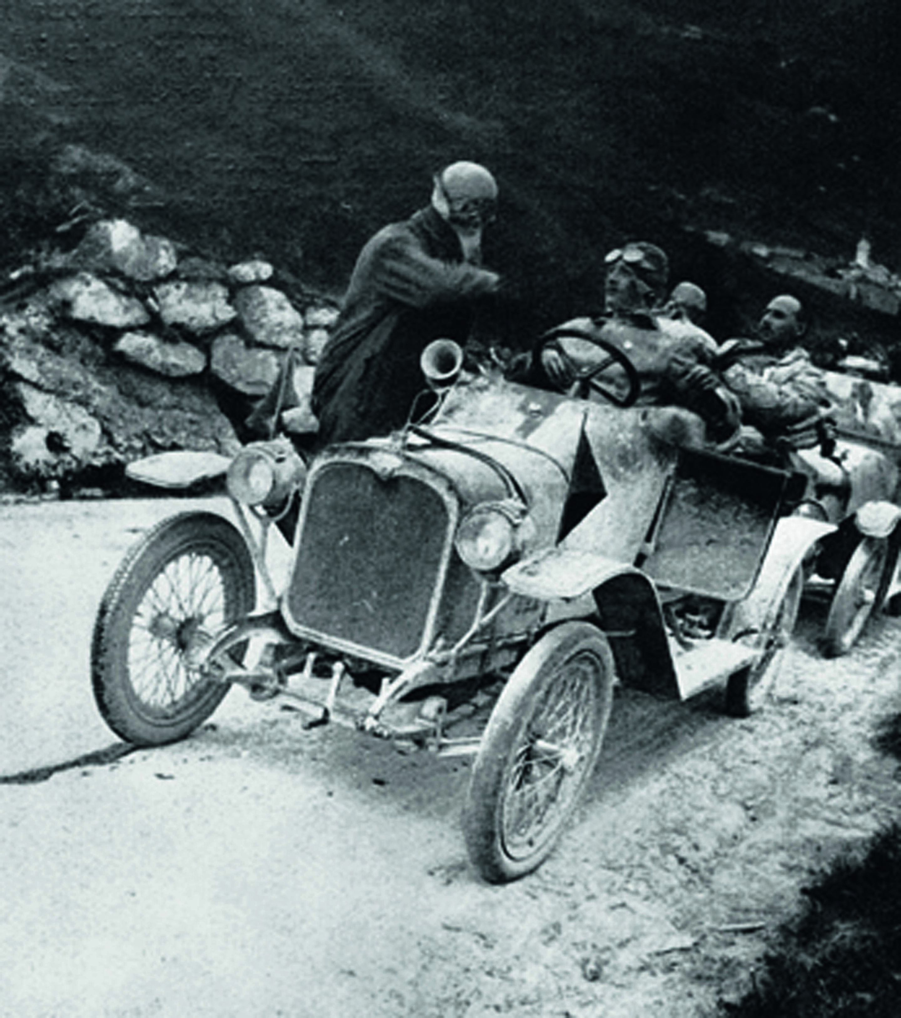 Anniversary magazine History - Wanderer - Minicar Wanderer Puppchen at the Austrian Alpine Run 1914