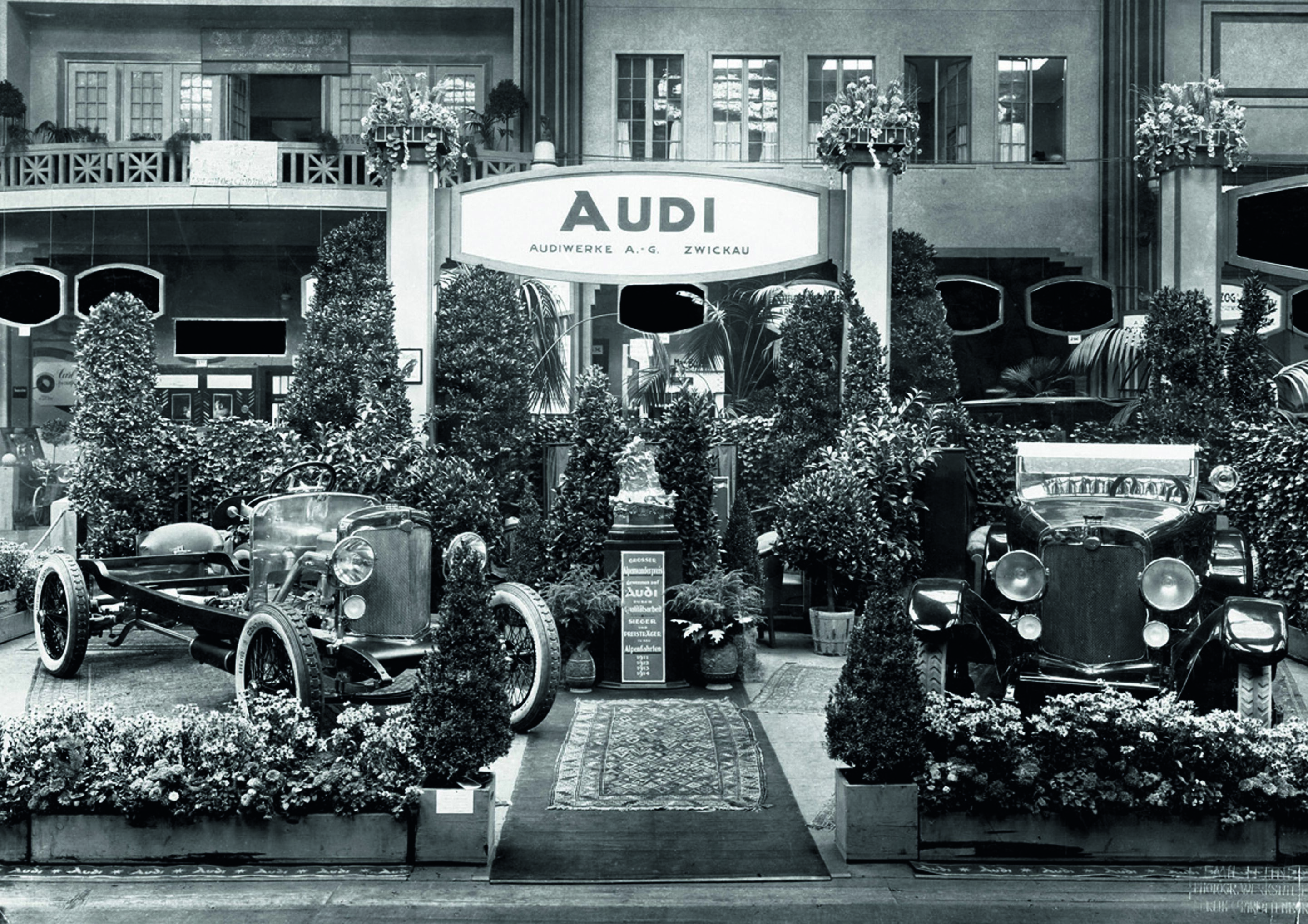 Anniversary magazine History - September 1921 - the new Audi Type K at the motor show in Berlin