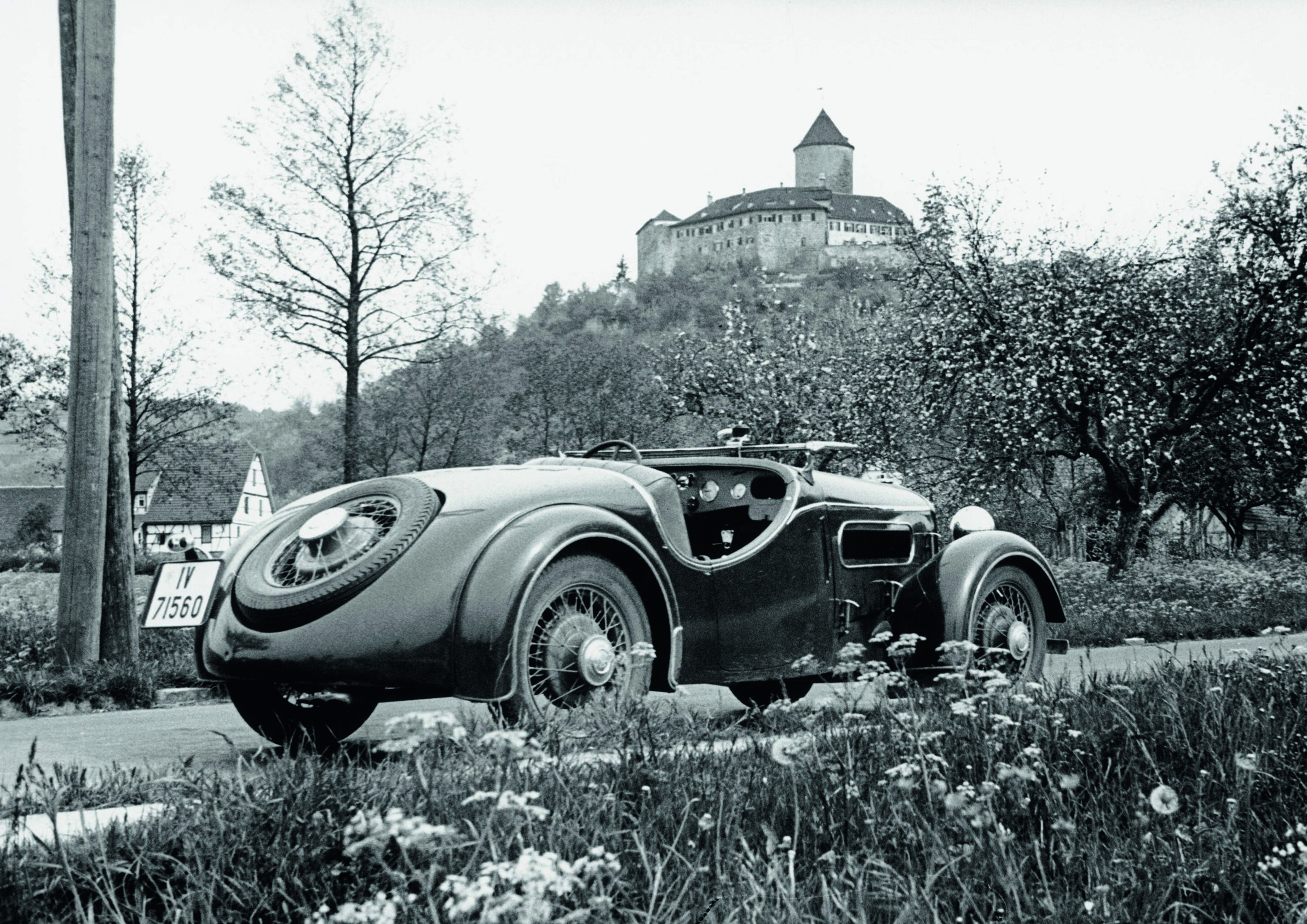 Anniversary magazine History - DKW - the F5 Sport Roadster had up to 20 hp