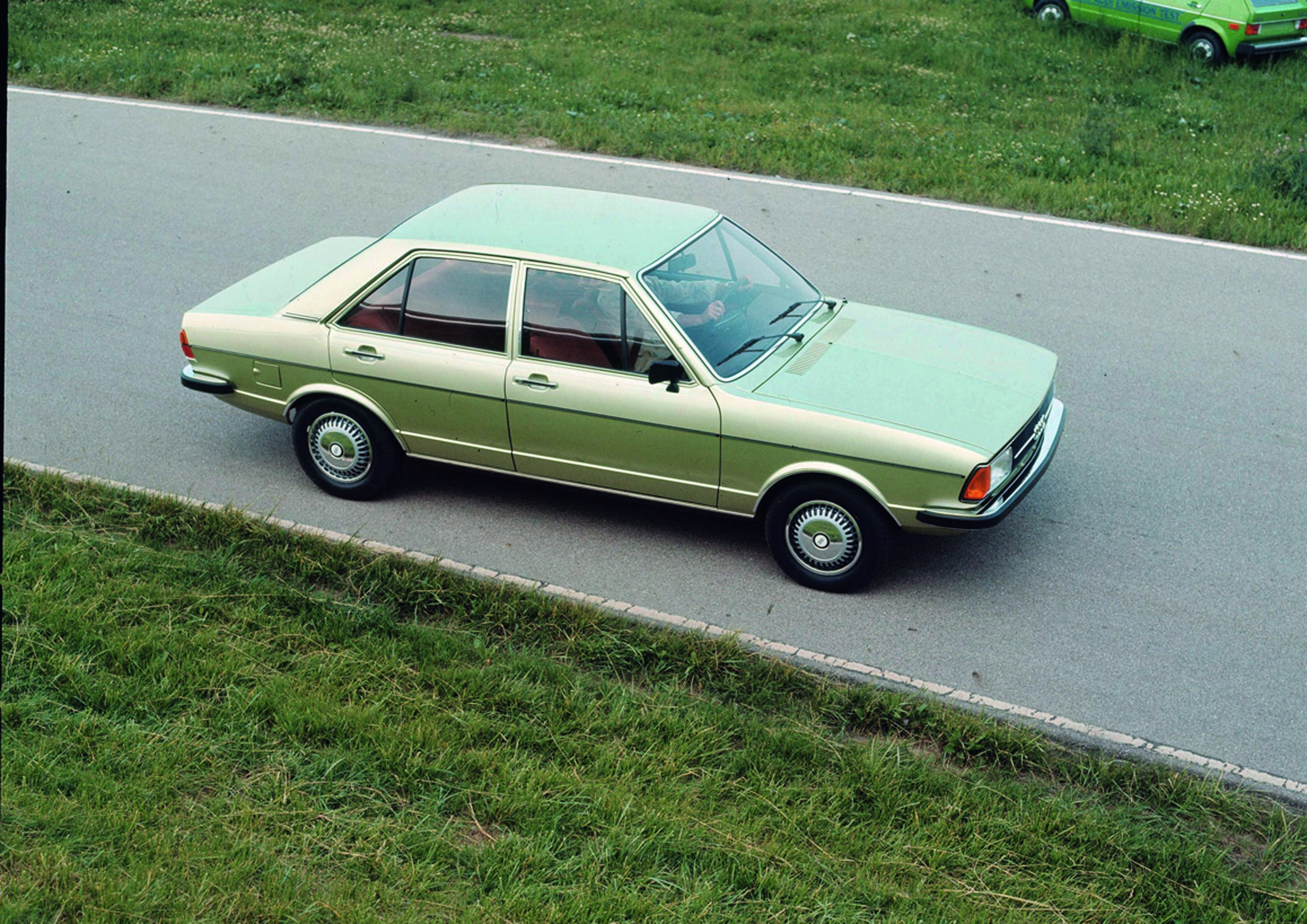 Anniversary magazine History - Clean look - the Audi 80 following the 1977 model year facelift