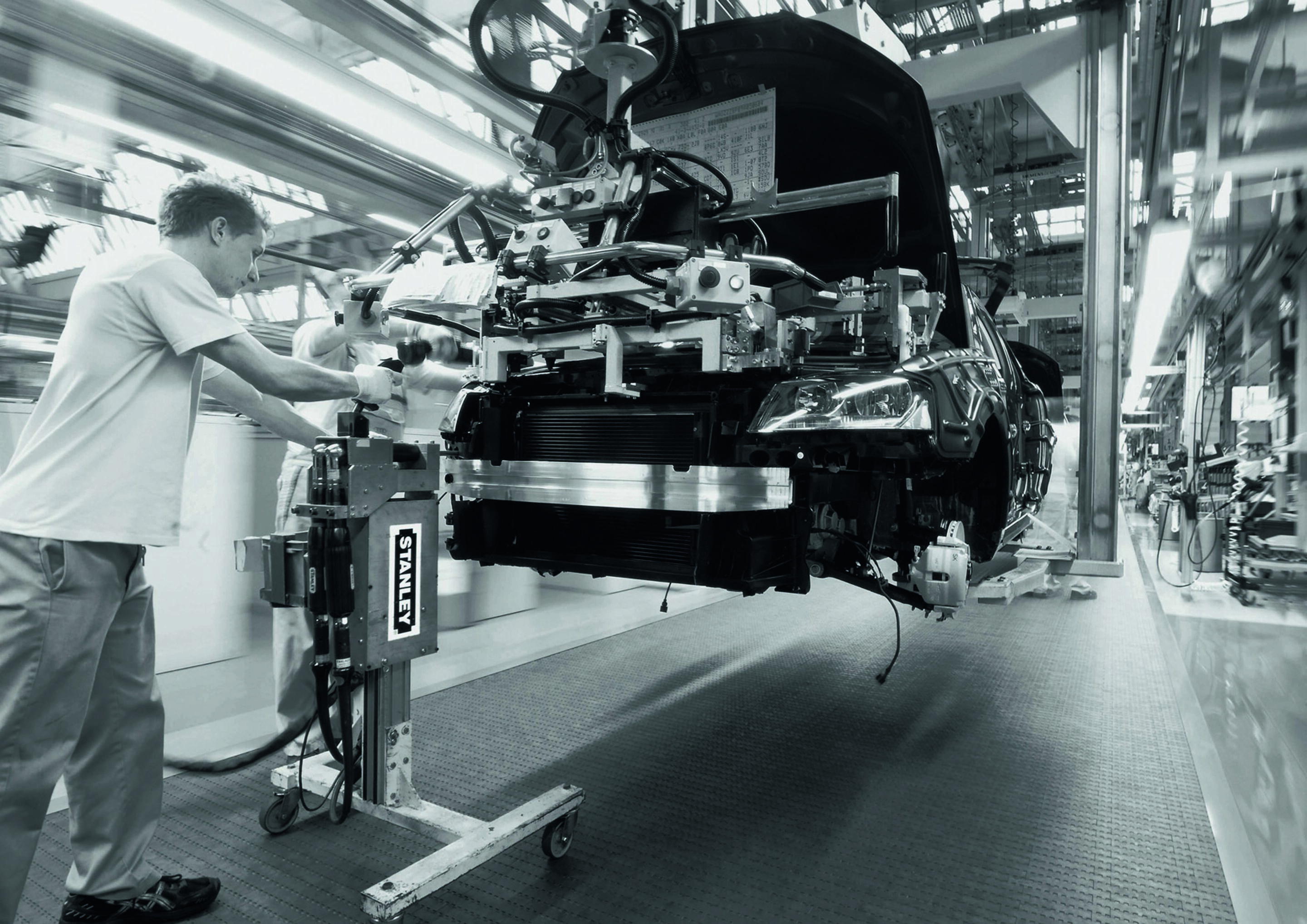 Anniversary magazine History - High-precision work, non-stop – production at Audi