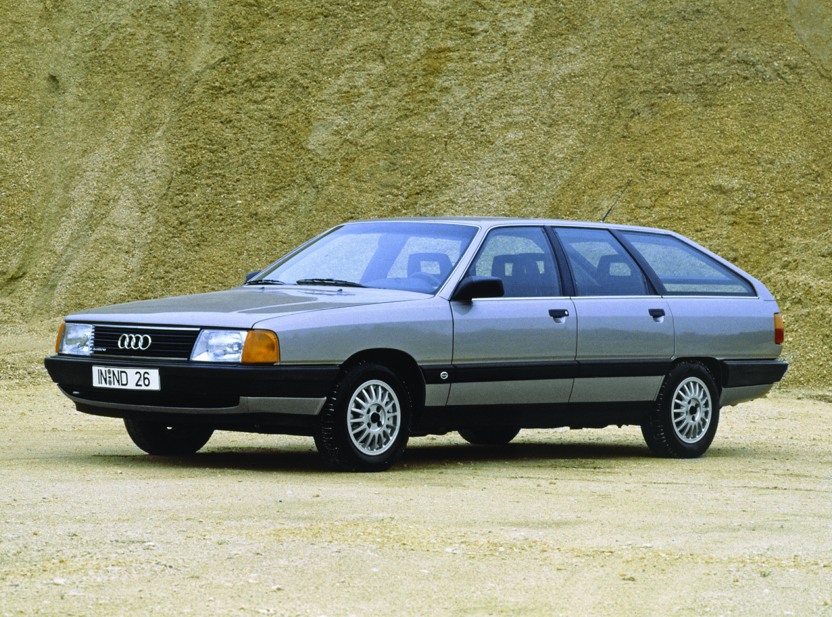 Audi 100 Avant quattro