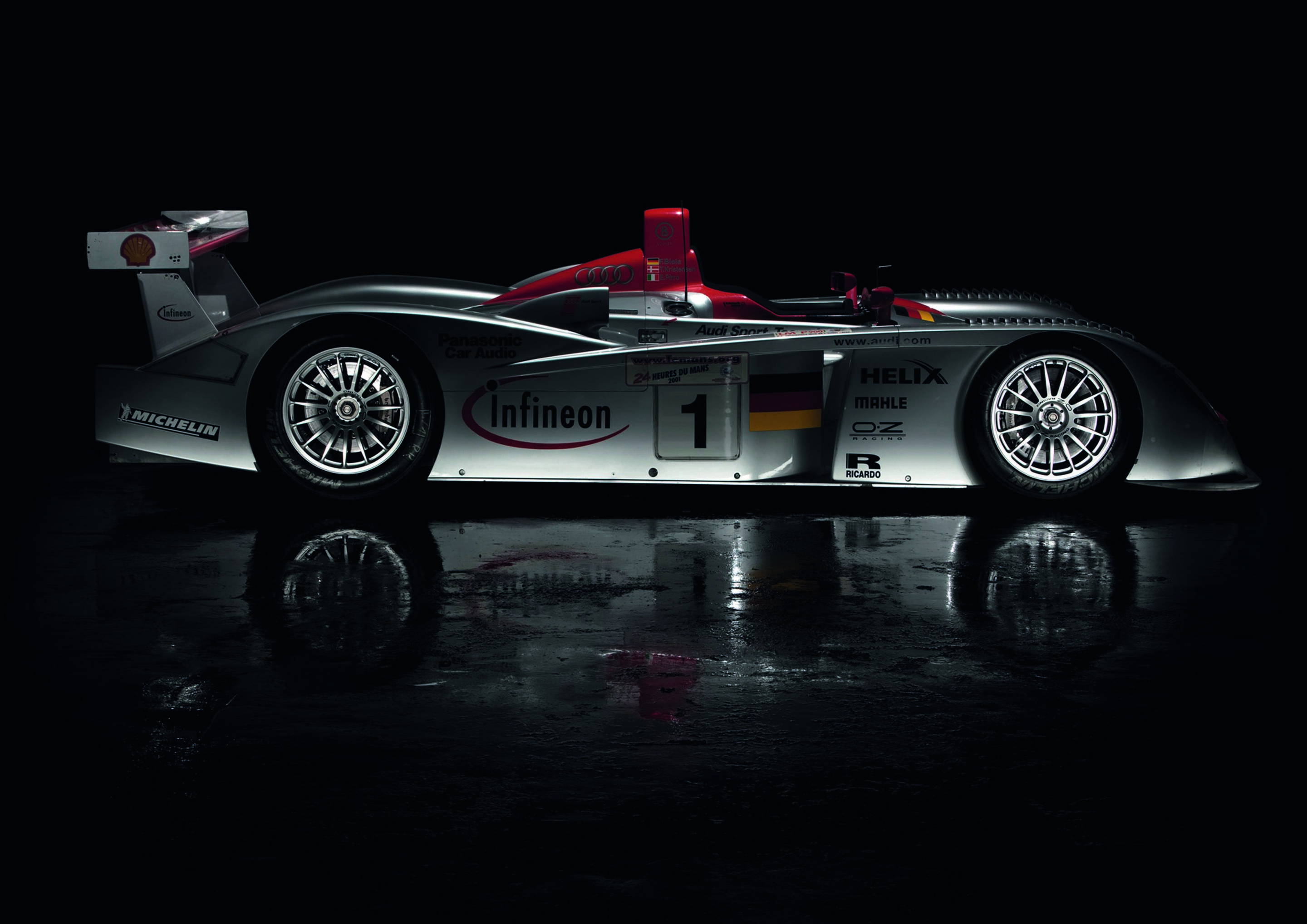 Anniversary magazine Motorsports - Audi R8 Le Mans - the level of downforce generated by the R8 meant that drivers could brake from 330 to 90 km/h just 100 metres ahead of bend.