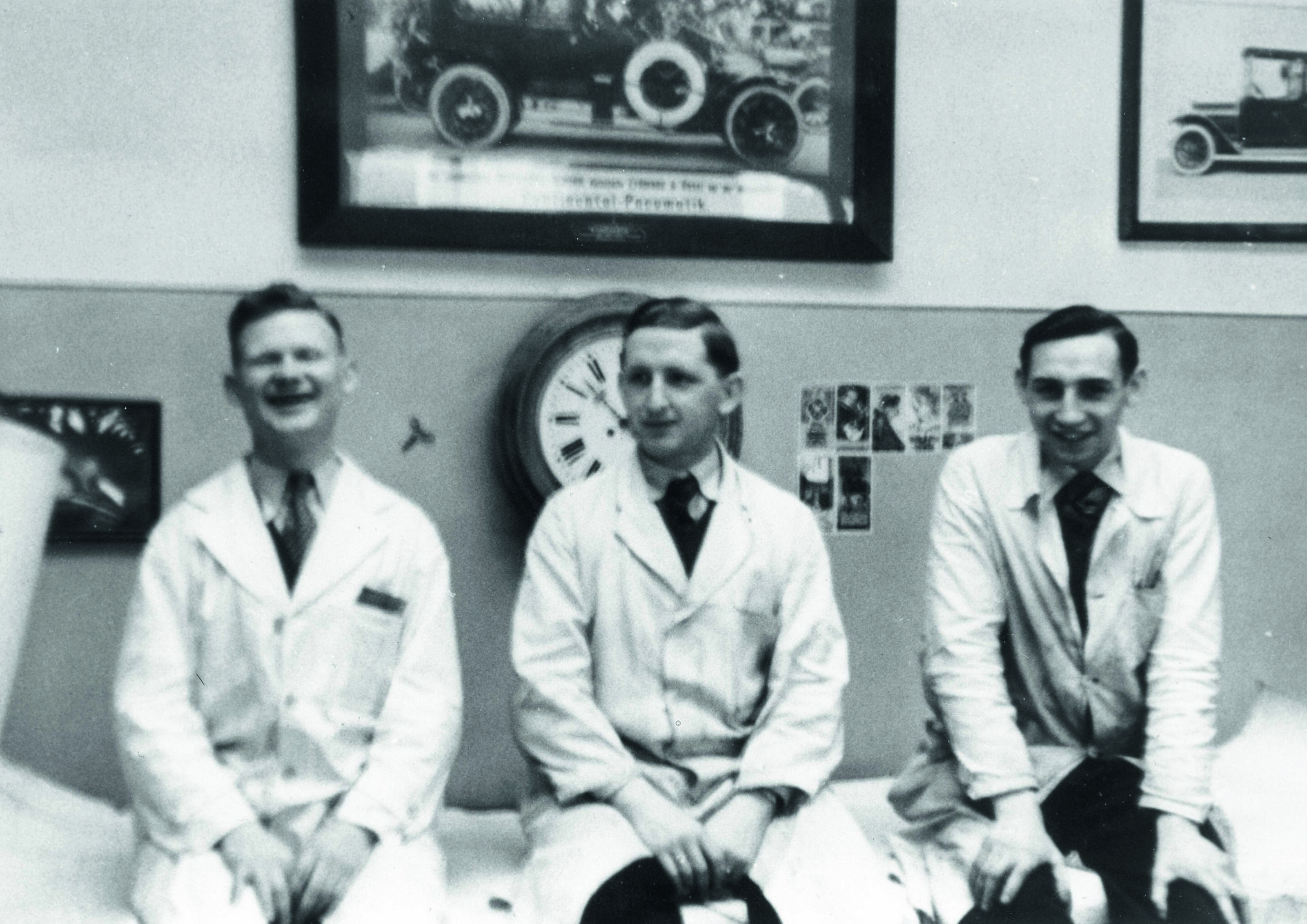 Jubiläumsmagazin Design - Designcenter: Die Auto Union unterhielt in den 30er Jahren ein Konstruktionsbüro mit integrierter Designabteilung. Das Bild zeigt einen Schnappschuss.