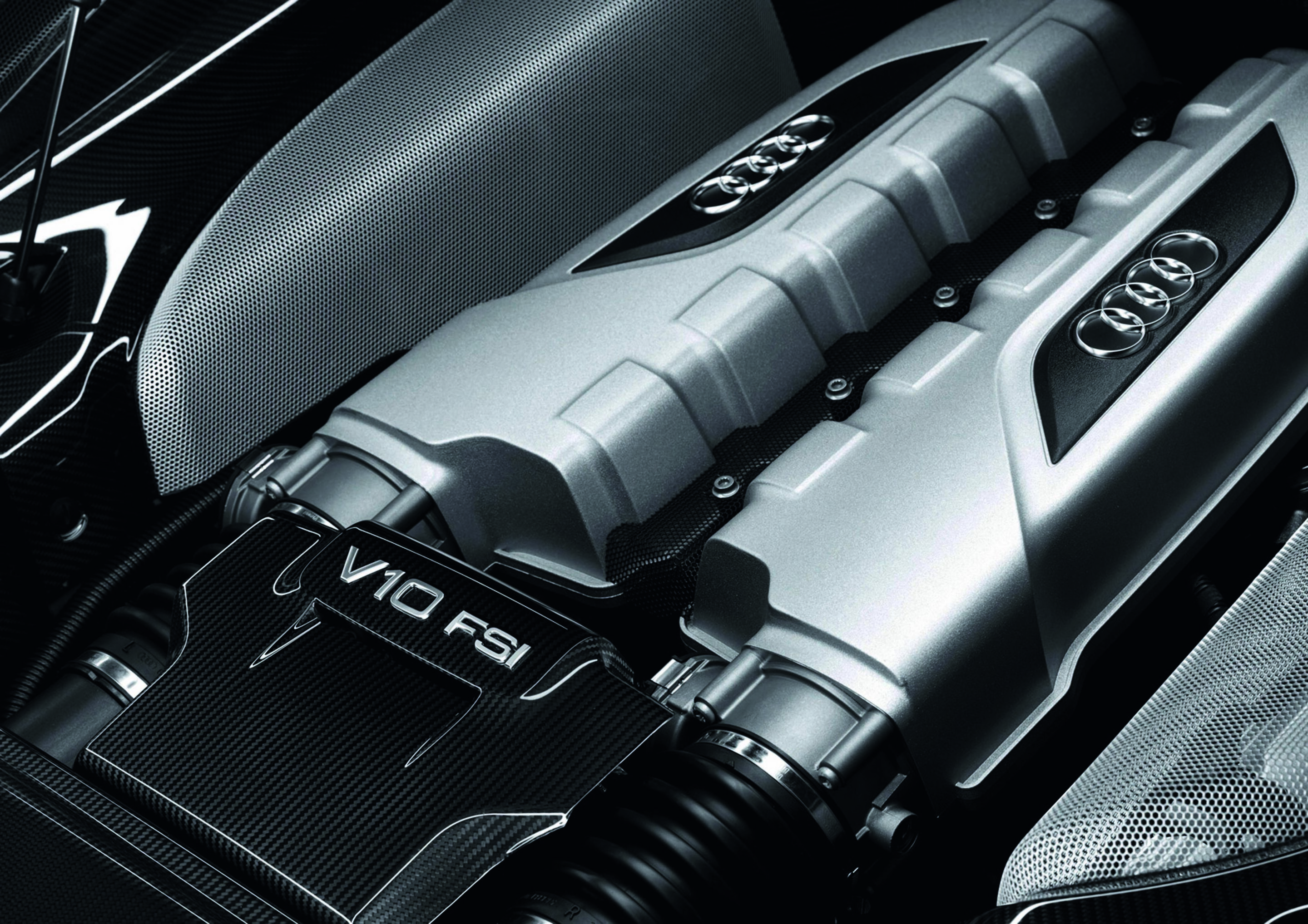 Jubiläumsmagazin Design - Technisches Kunstwerk: Die Präzesion im Motorenbau ist auch nach außen hin sichtbar.