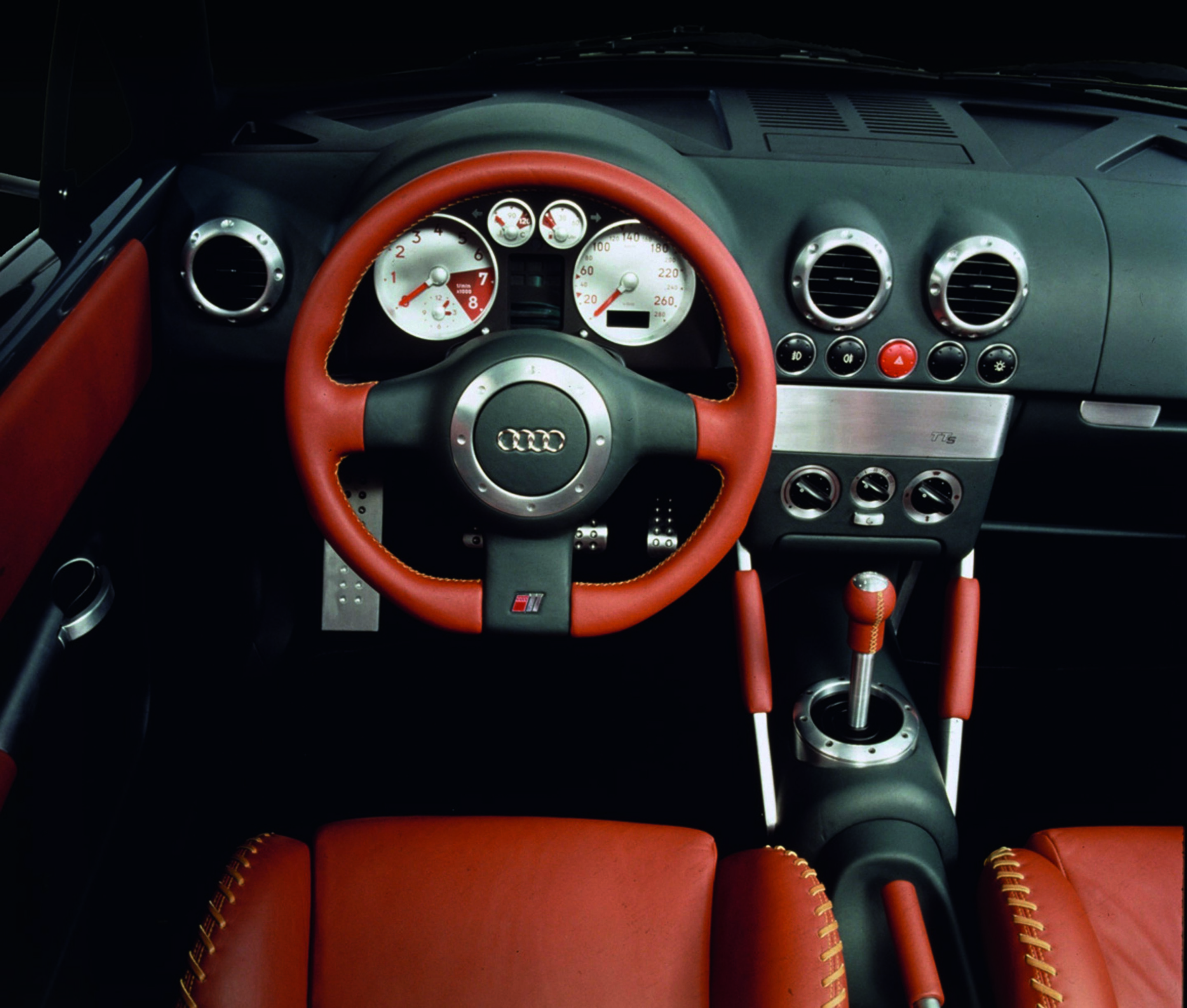 Jubiläumsmagazin Design - Interior Evolution: Audi TTS Showcar