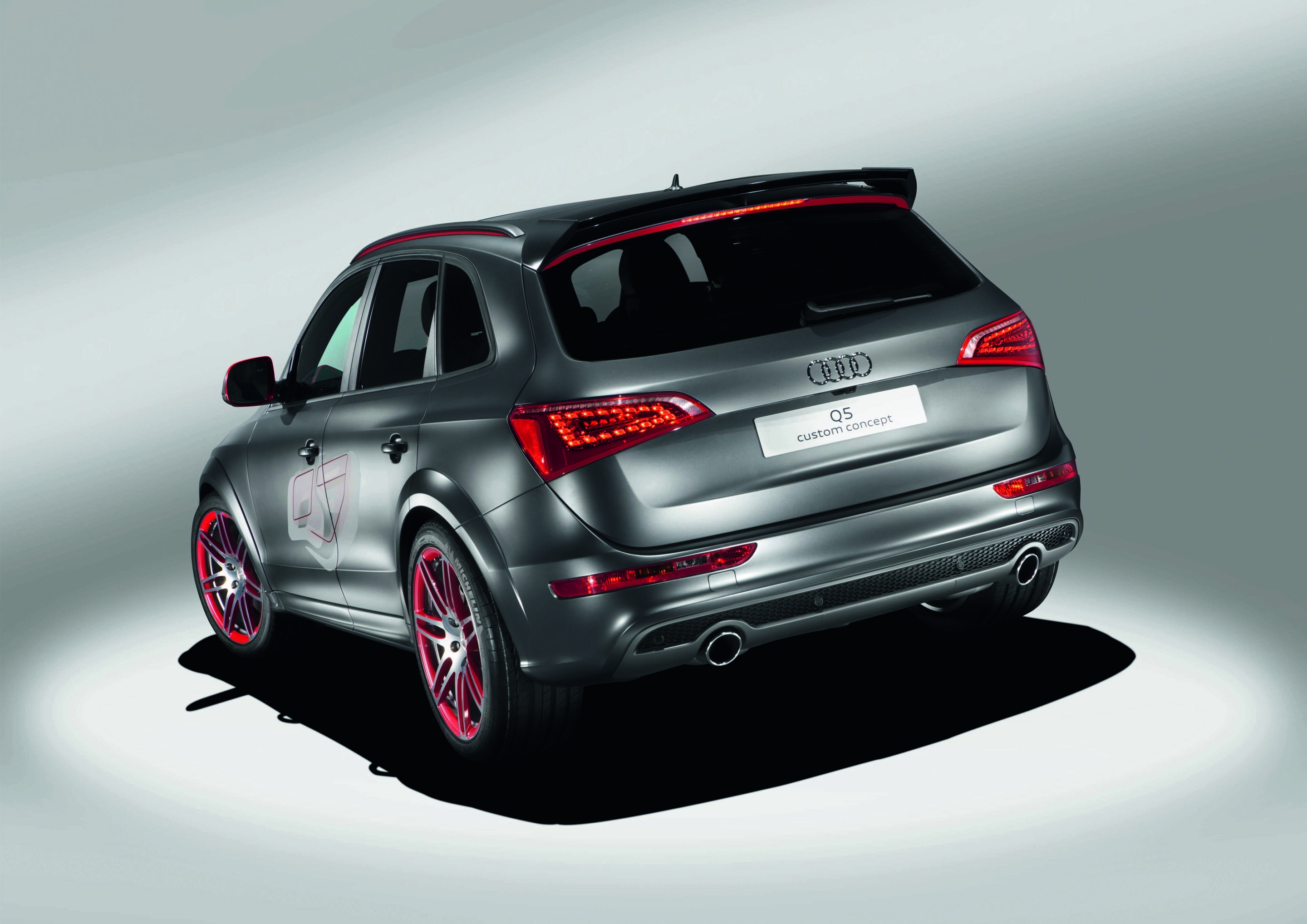 Audi Q5 custom concept - Farbe: Daytonagrau matt