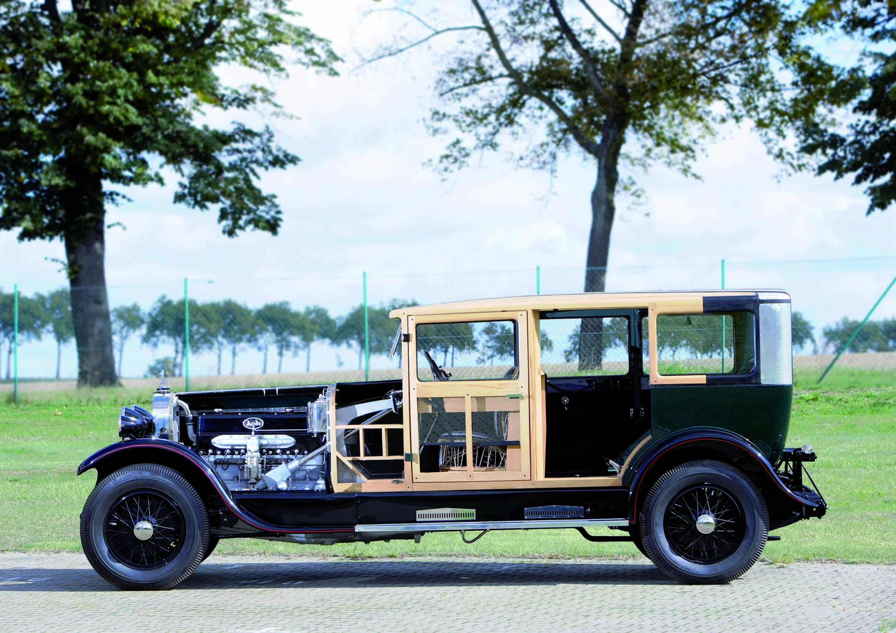 Erster Audi Sechszylinder als Schnittmodell - Audi 18/70 PS Typ M, Baujahr 1925 als Schnittmodell