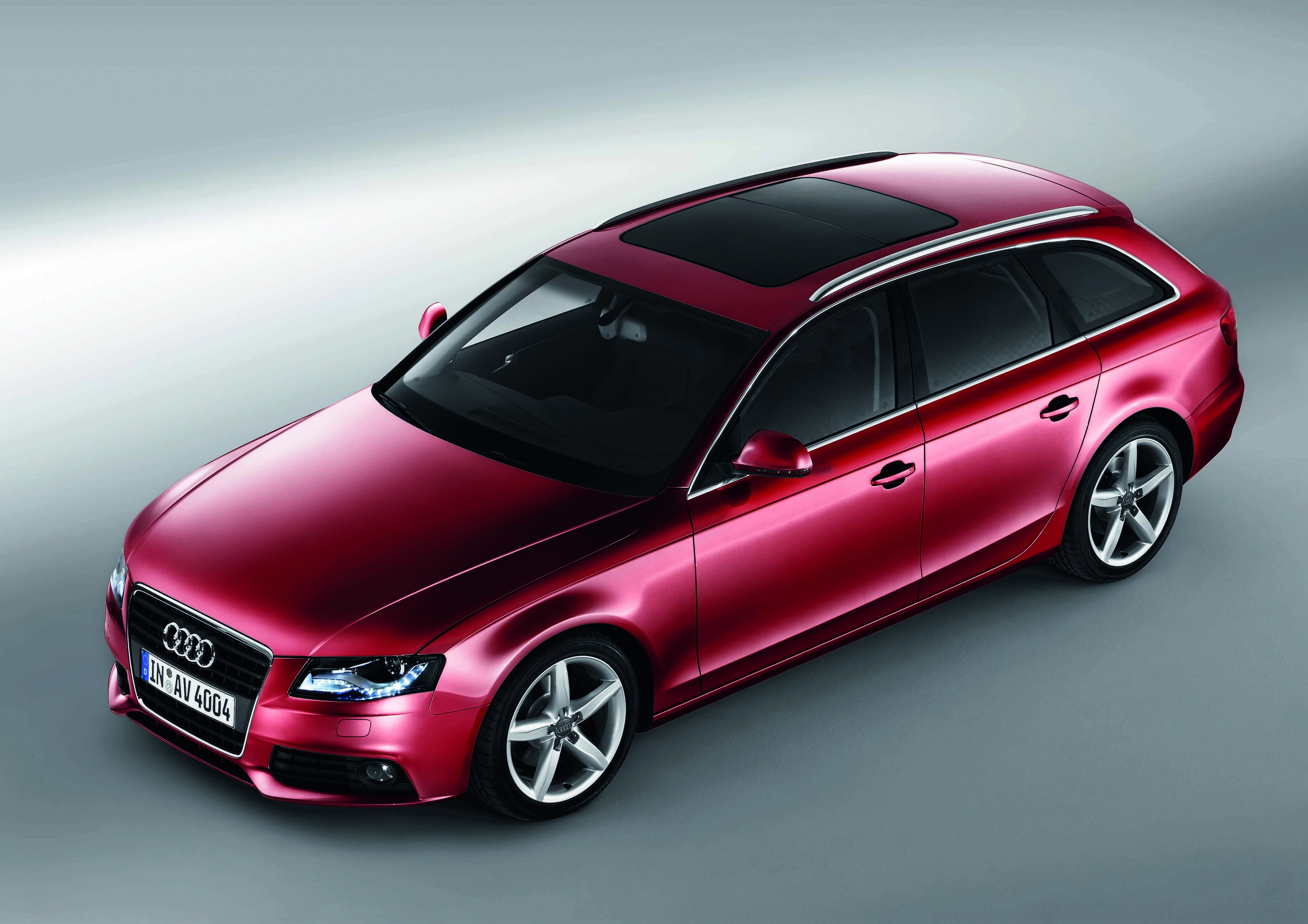 Audi A4 Avant (2008) - Static photo