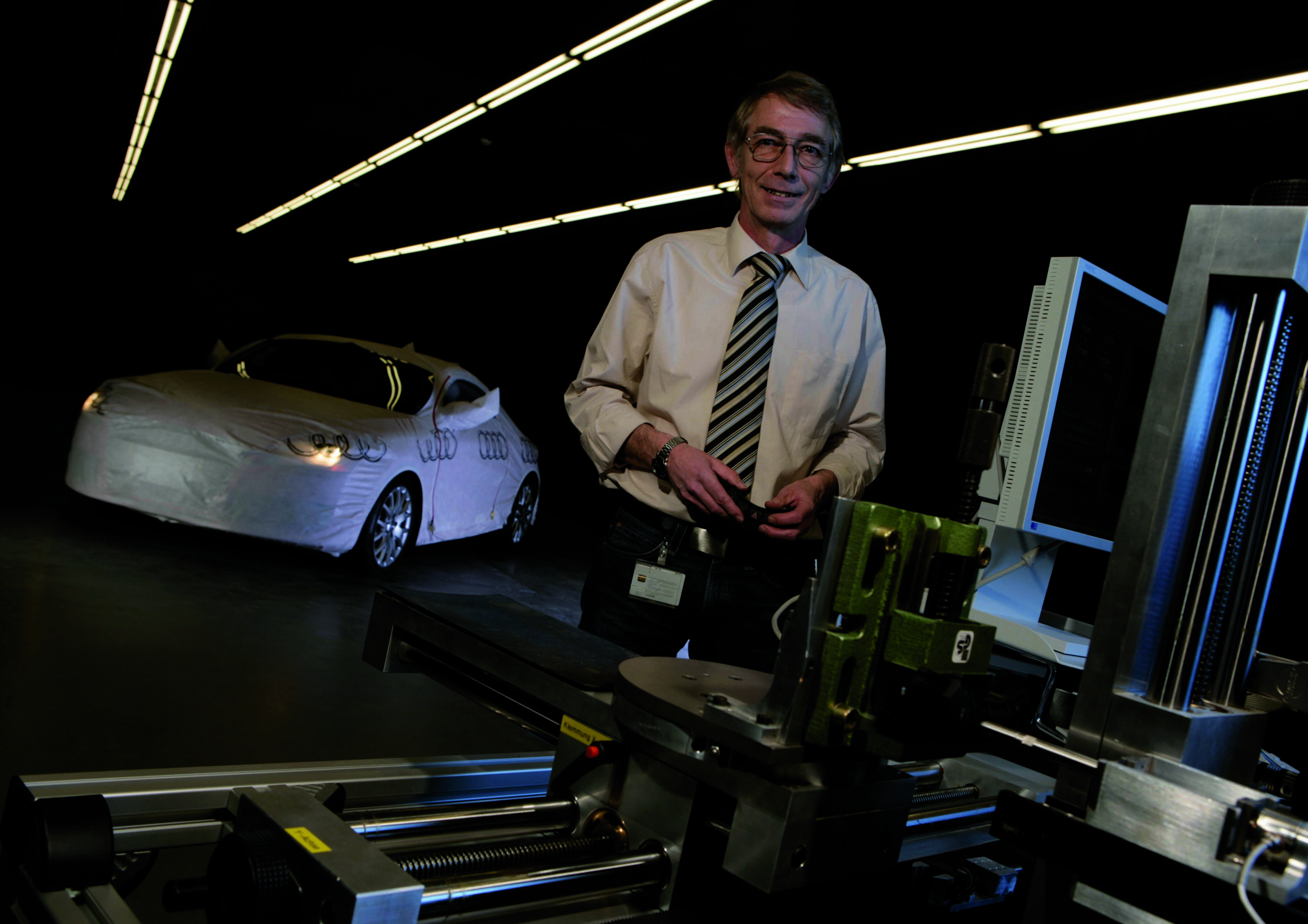 Fingerspitzengefühl fürs „Audi Feeling“: Gerhard Mauter, Leiter Haptik-Team bei Audi
