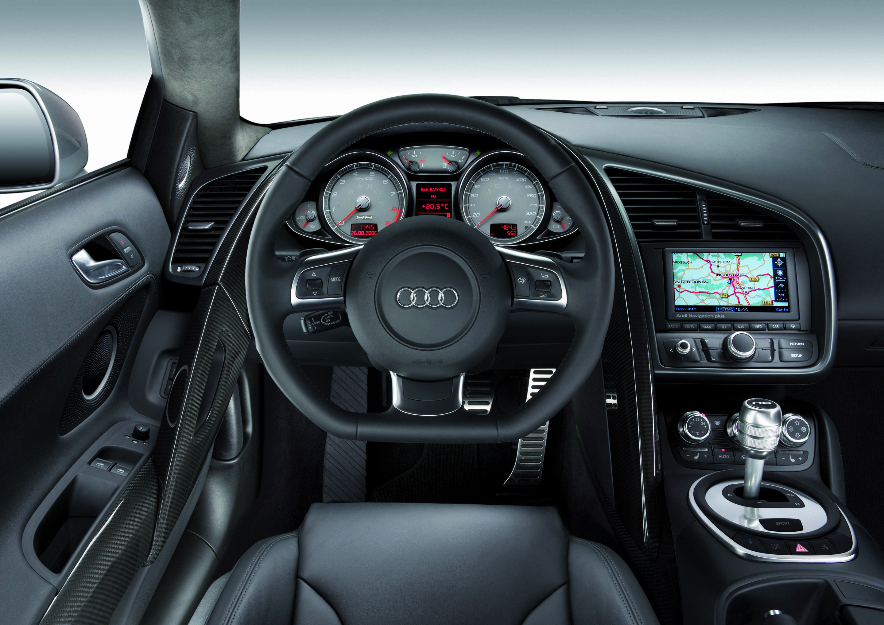 Audi R8 - Innenraum