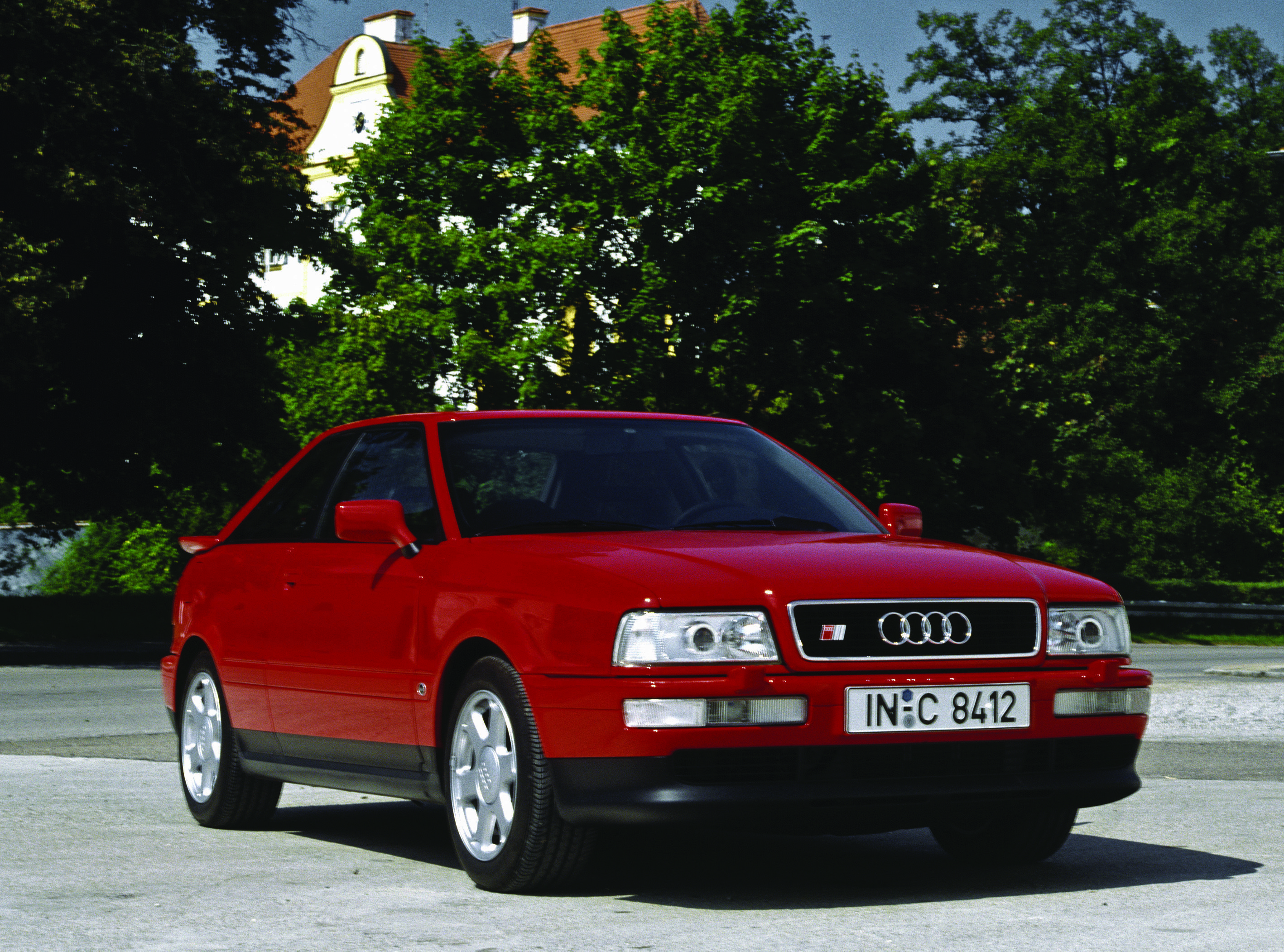 Audi S2