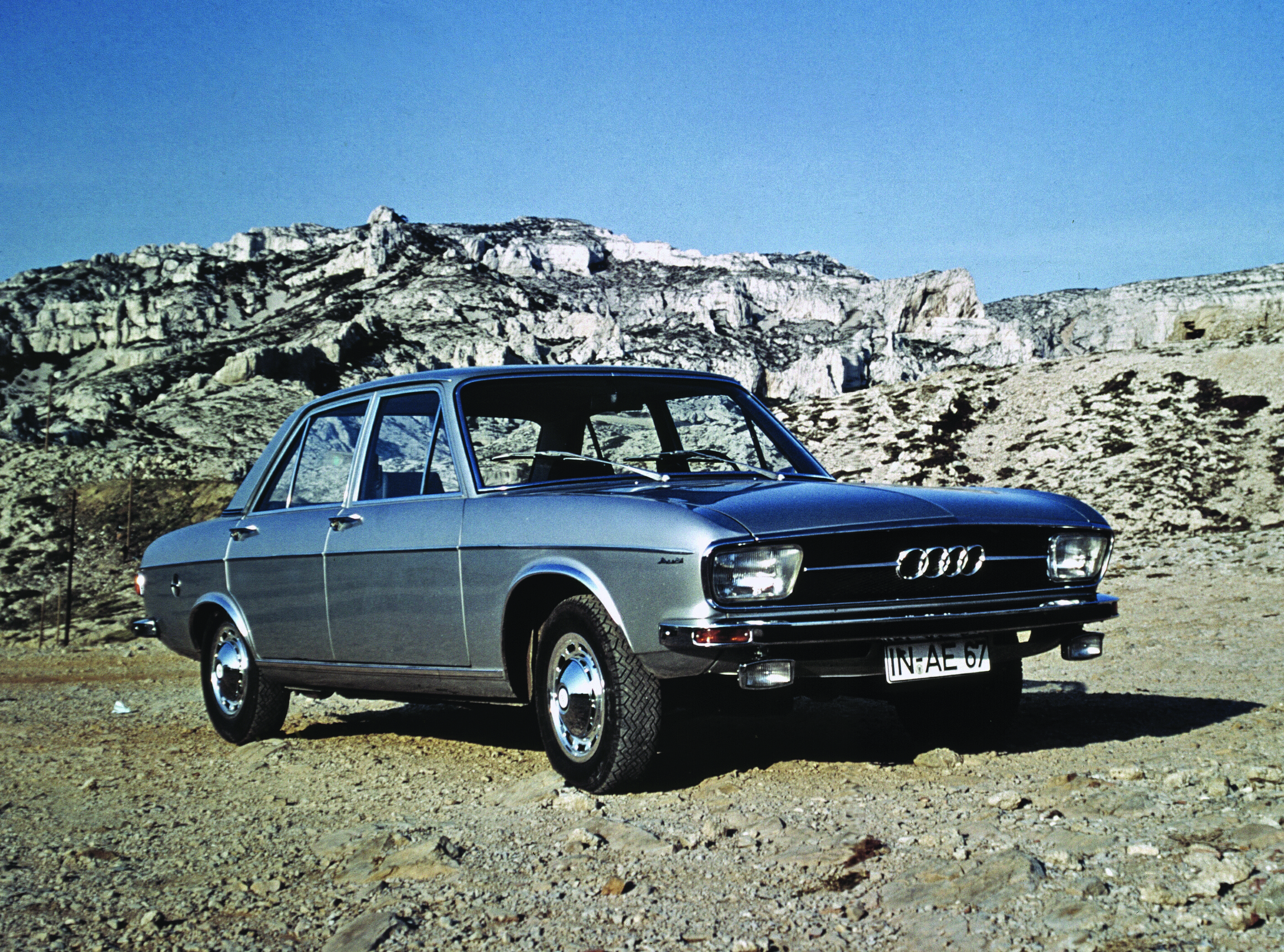 Audi 100