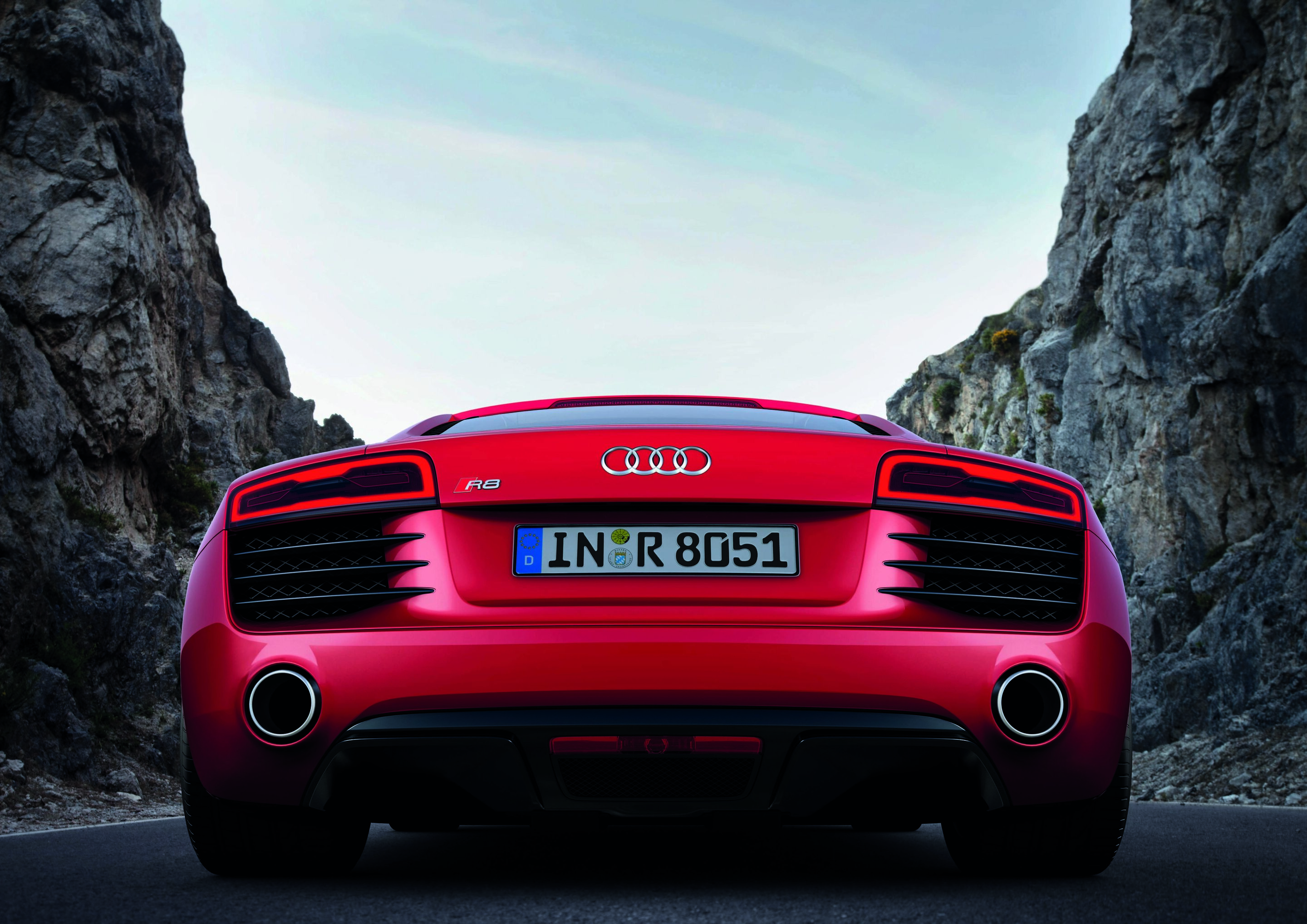 Audi R8 - Colour: Brillant Red