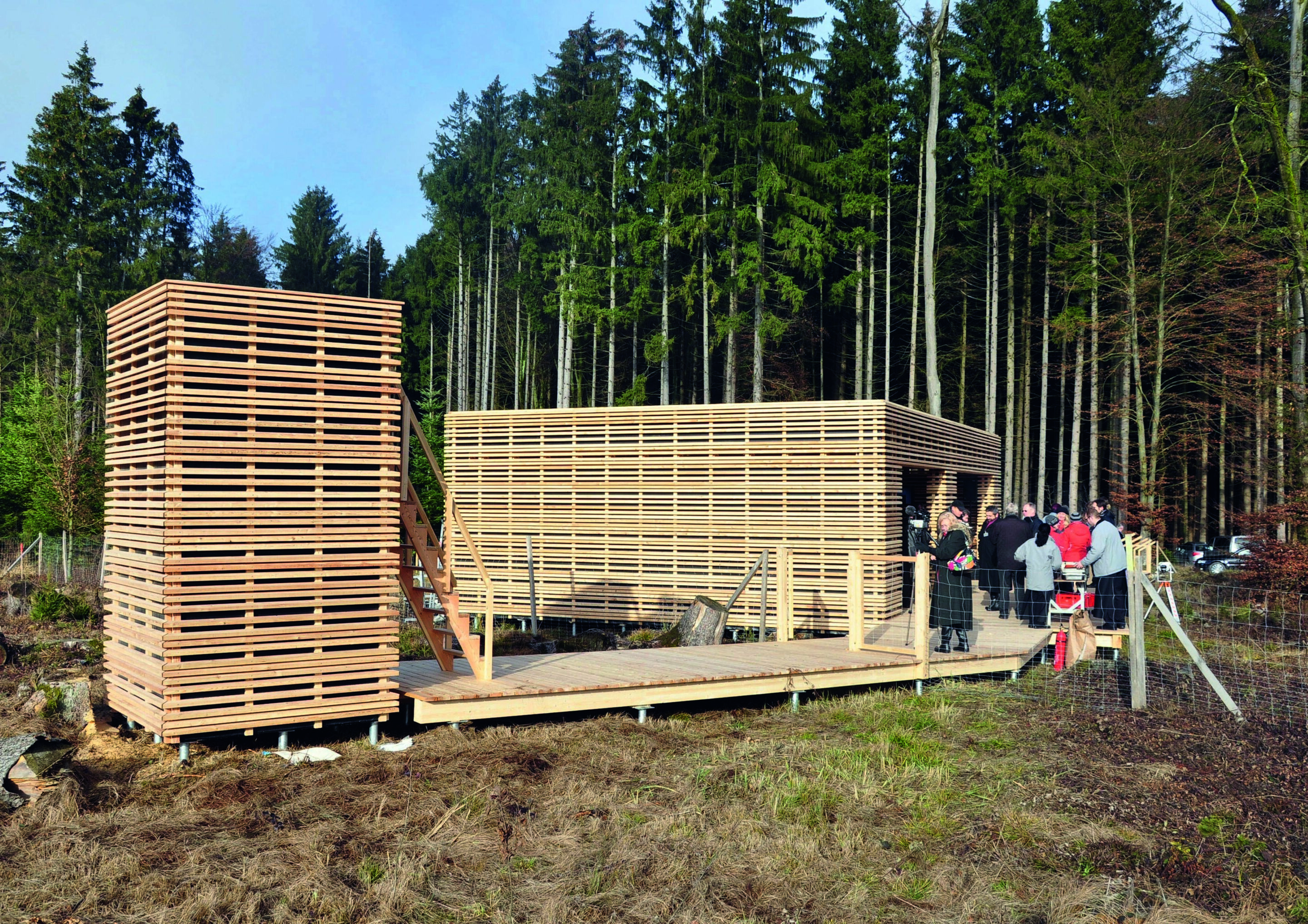 36,000 oak trees have been planted near Ingolstadt to kick-off a unique research initiative: Together with the Bavarian State Forestry and the Chair of Forest Yield Science at the Technical University of Munich, Audi has launched the “Oak Forest CO2 Reservoir”...