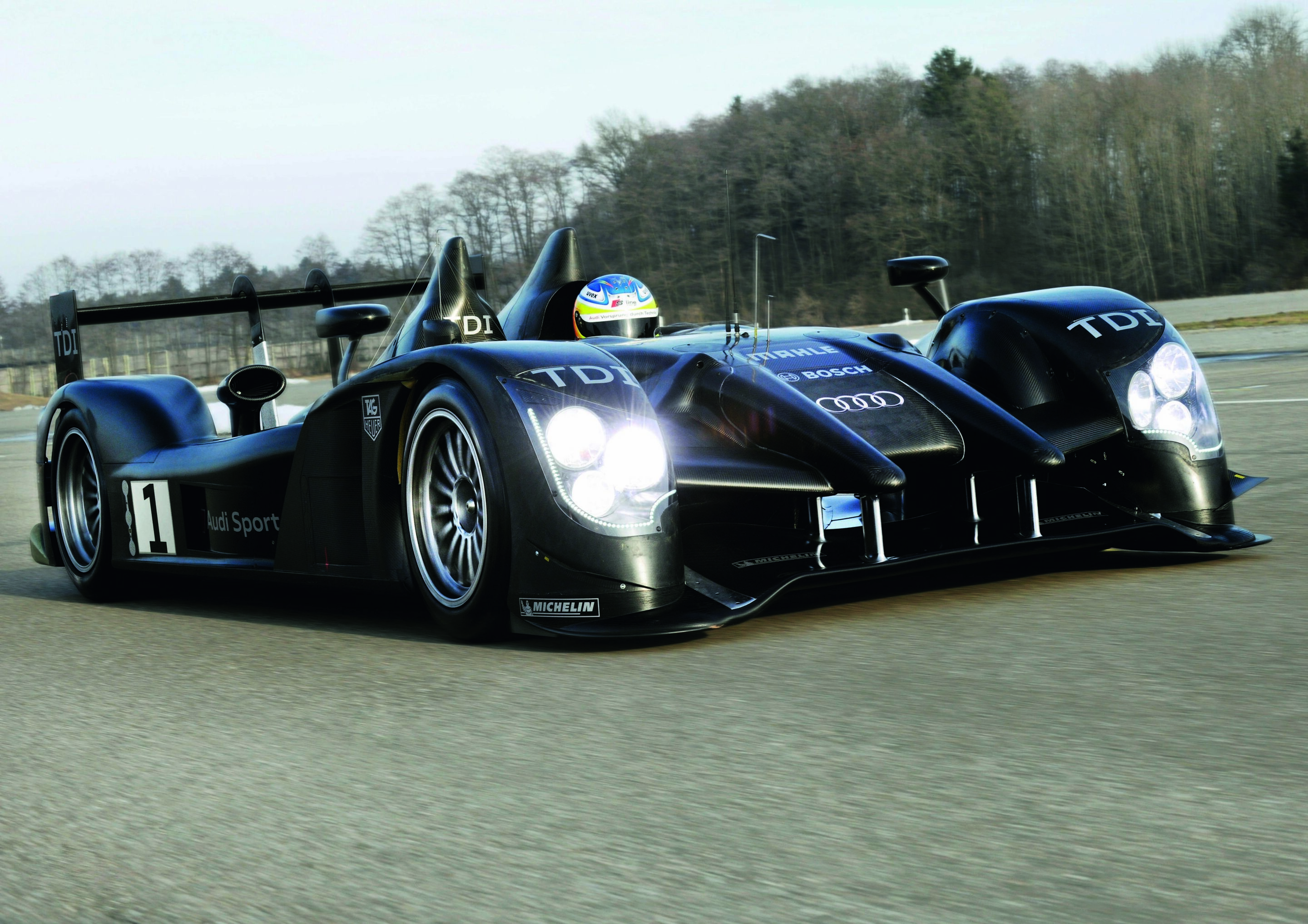 Audi R15 TDI model year 2010 - Audi R15 TDI model year 2010