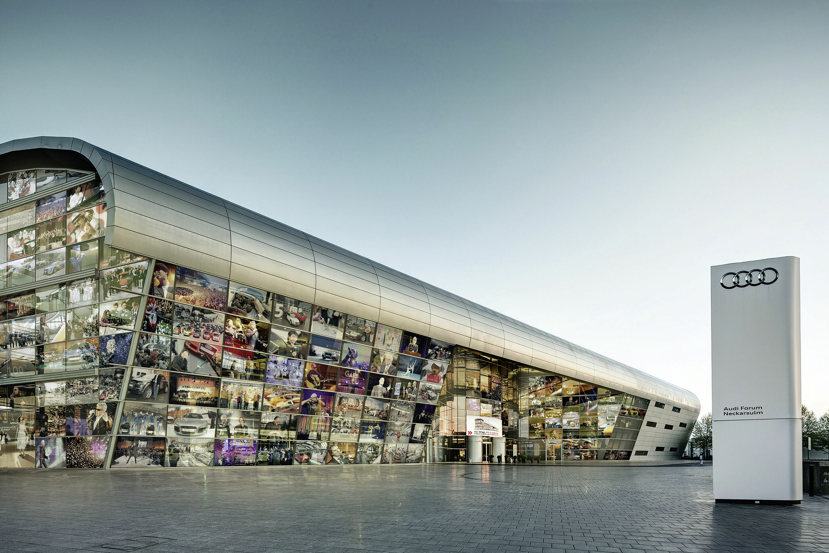 10 Jahre Audi Forum Neckarsulm - Das Audi Forum Neckarsulm feiert sein zehnjähriges Jubiläum am 10. und 11 Juli 2015.