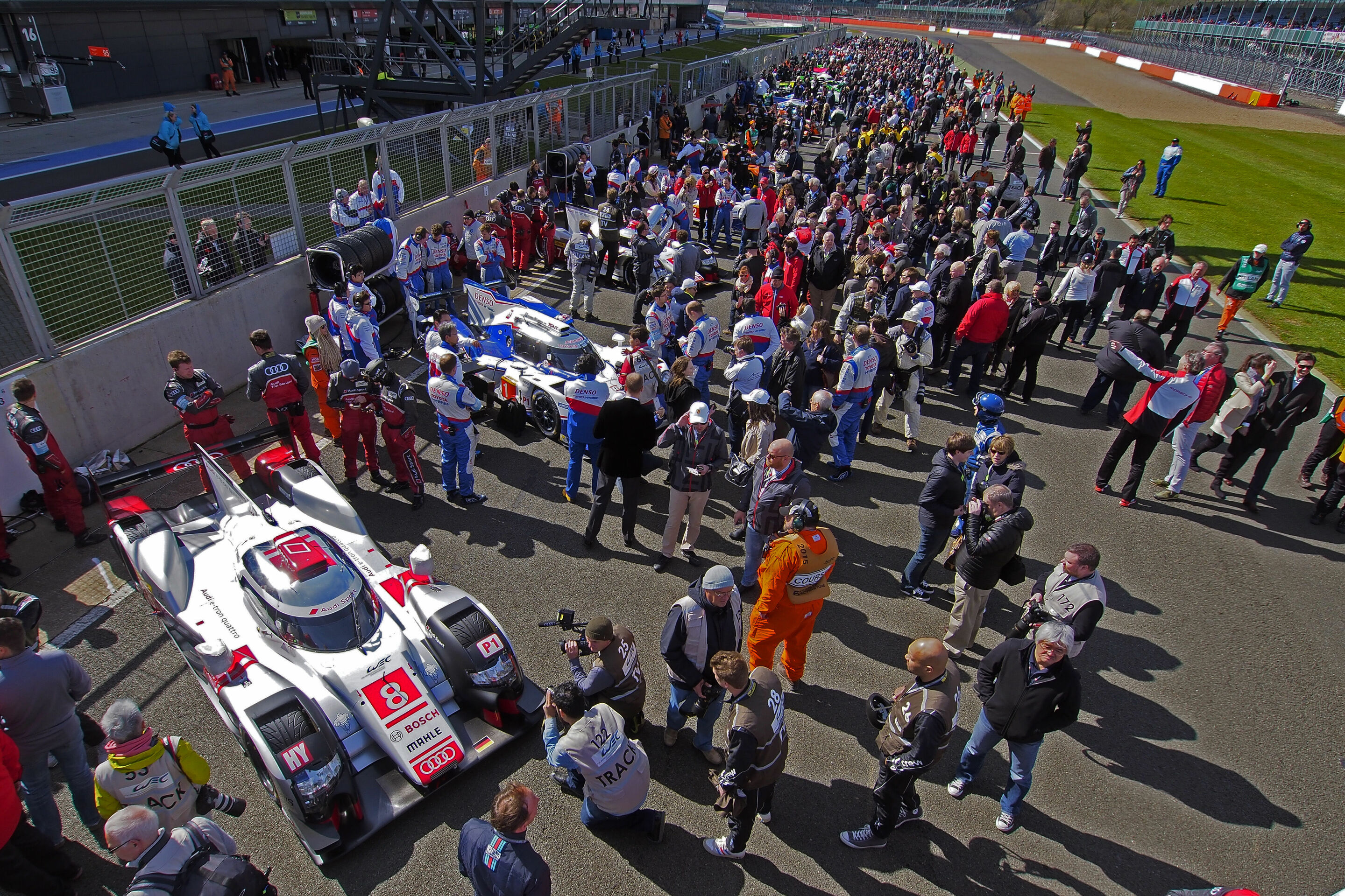 WEC Silverstone 2015 - Audi R18 e-tron quattro #8 (Audi Sport Team Joest), Lucas di Grassi, Loïc Duval, Oliver Jarvis