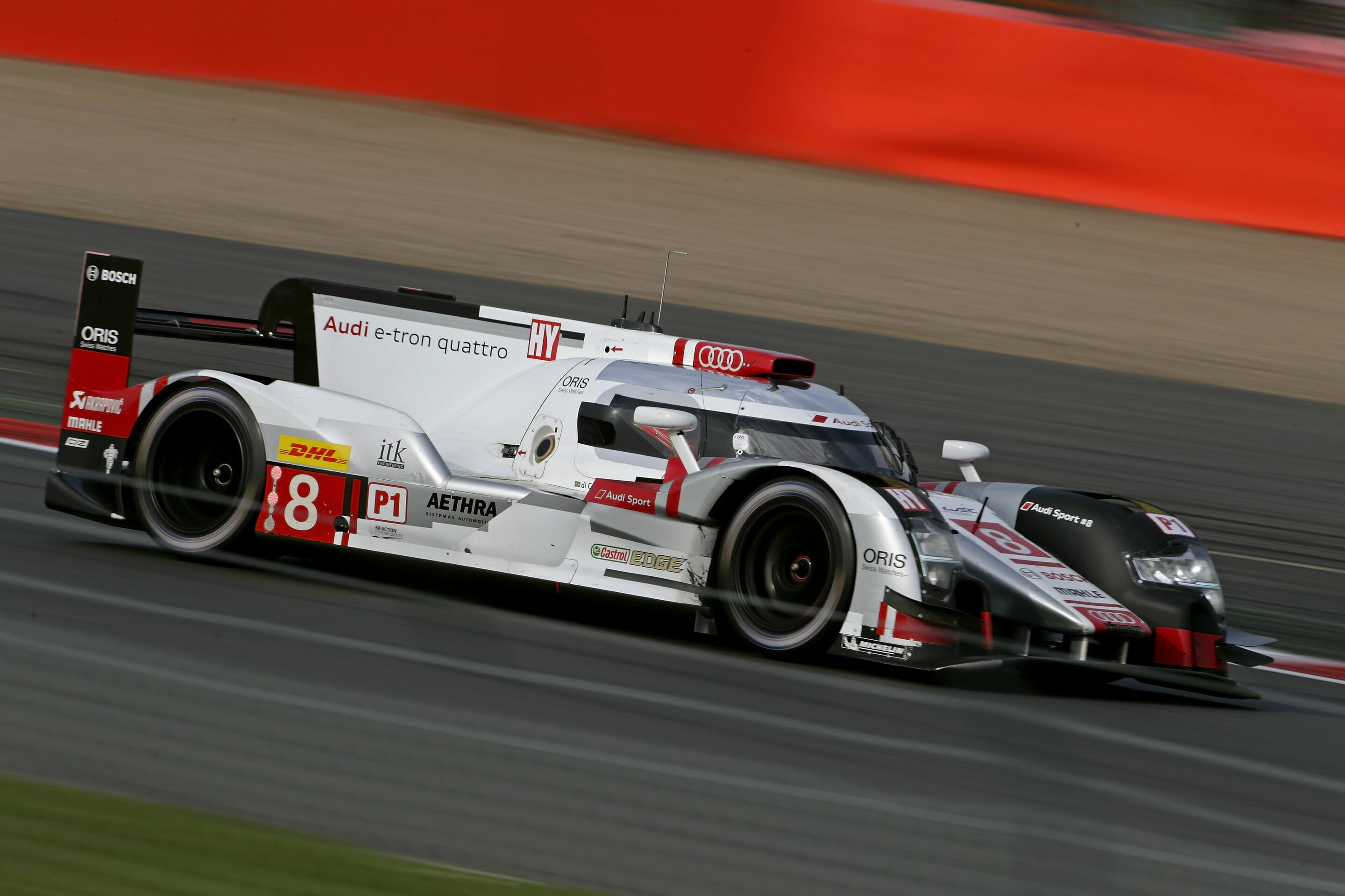 WEC Silverstone 2015 - Audi R18 e-tron quattro #8 (Audi Sport Team Joest), Lucas di Grassi, Loïc Duval, Oliver Jarvis