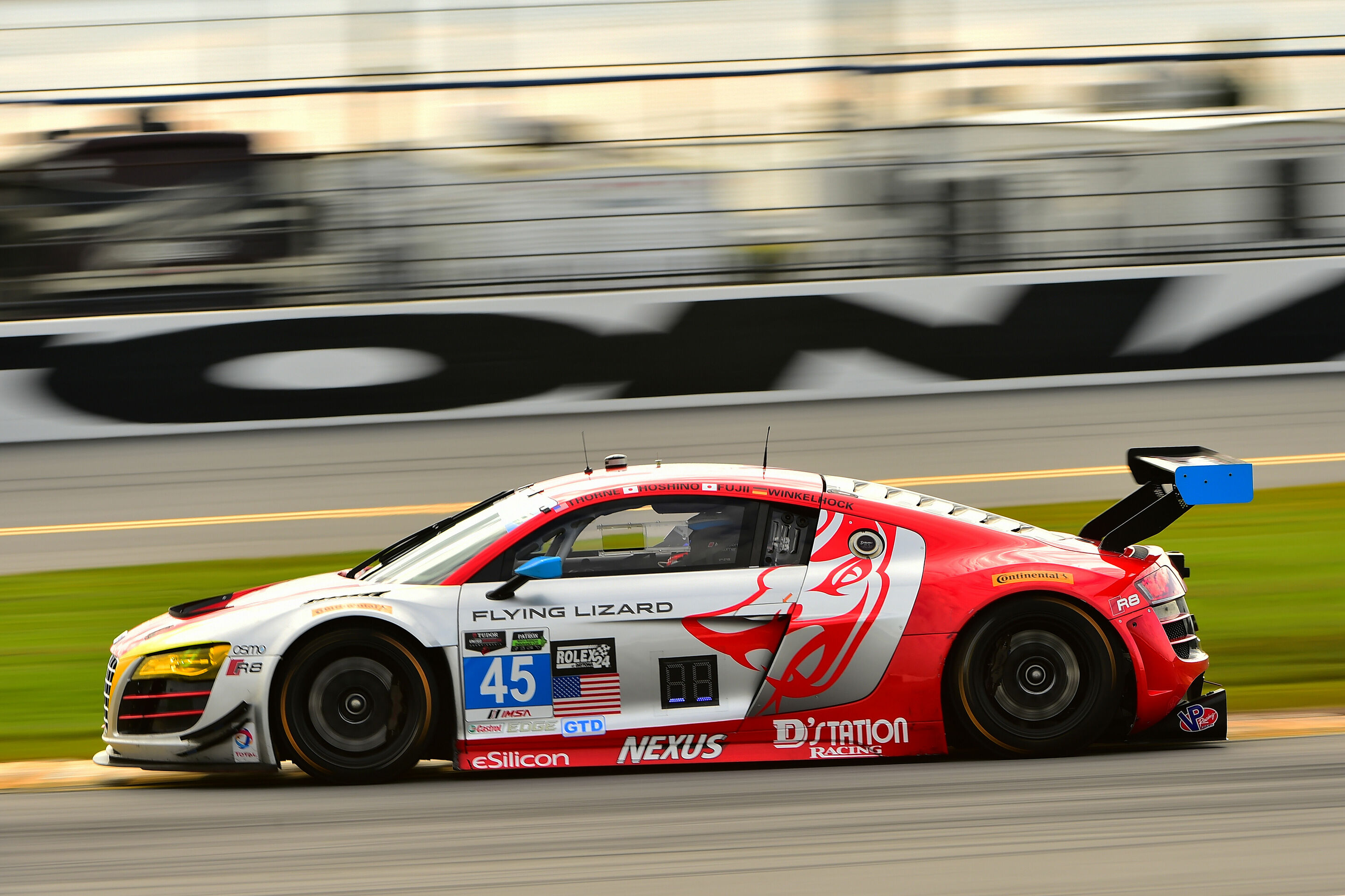 24h Daytona 2015 - Audi R8 LMS #45 (Flying Lizard Motorsports), Tomonobu Fuji (J), Satoshi Hoshino (J), Robert Thorne (USA), Markus Winkelhock (D)