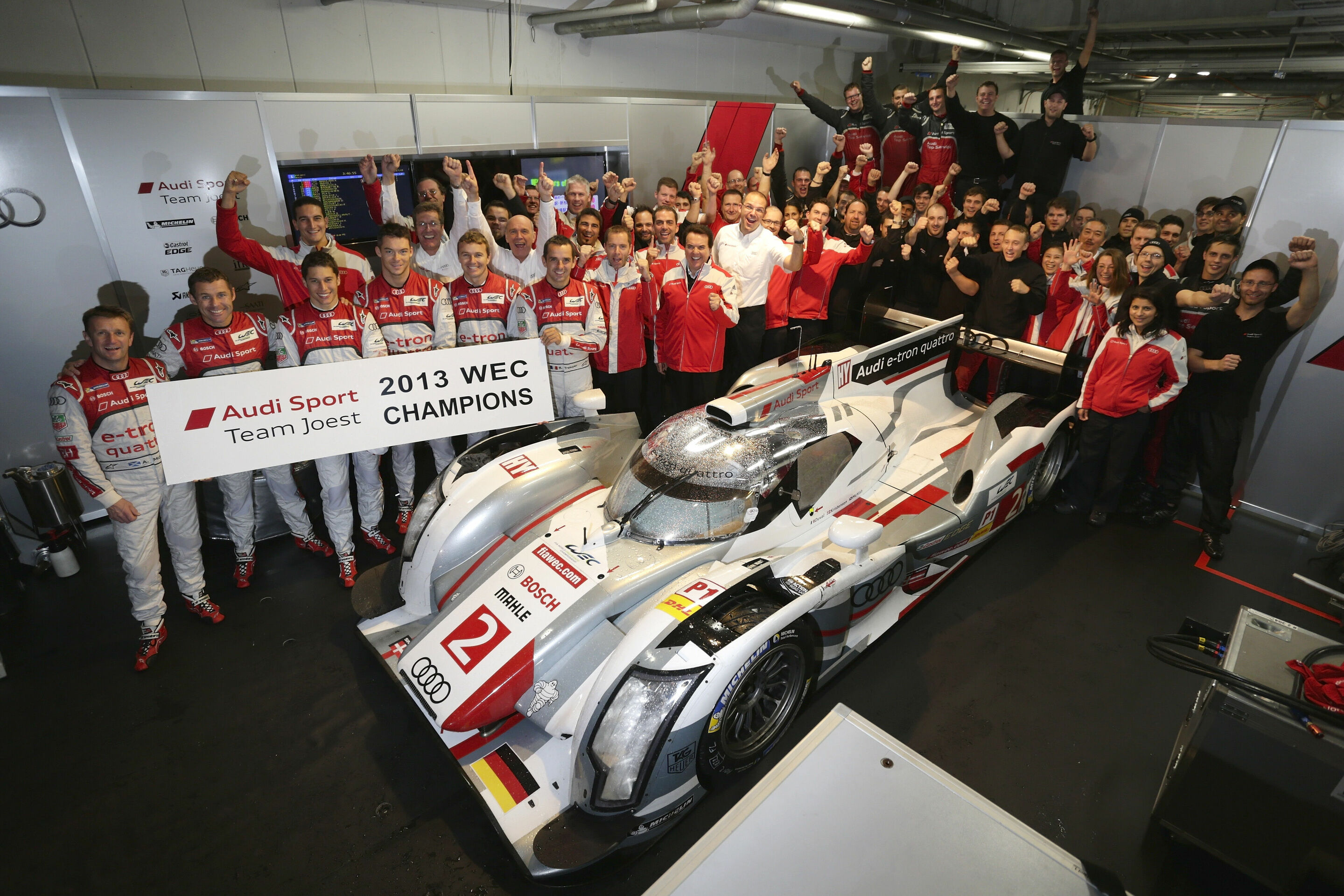 Audi Motorsport Historie - 2013: Erfolgreiche Titelverteidigung in der FIA-Langstrecken-Weltmeisterschaft WEC