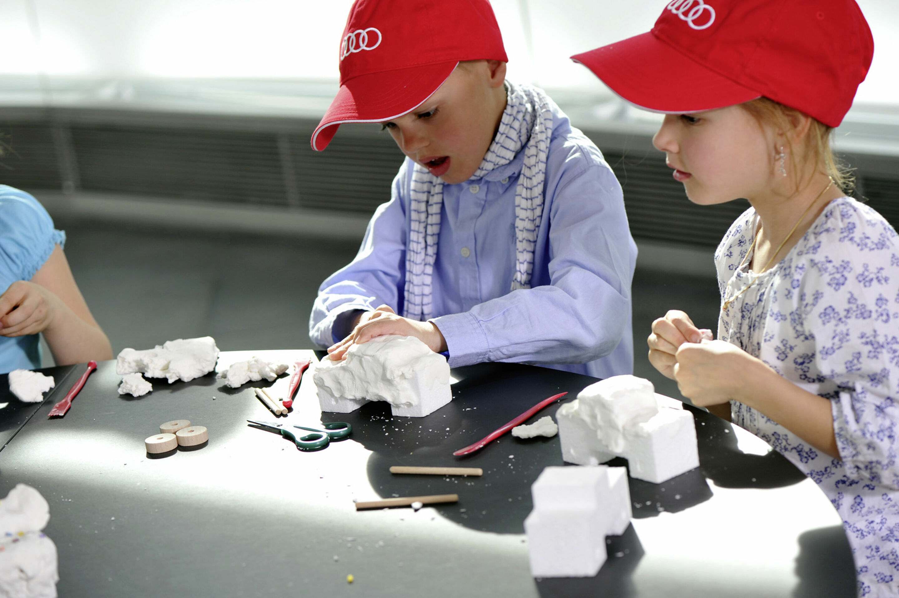 Kinderprogramm - Bionik – Leichtbau für kleine Forscher - Im Audi Forum Ingolstadt erleben Kinder die faszinierende Welt der Bionik.