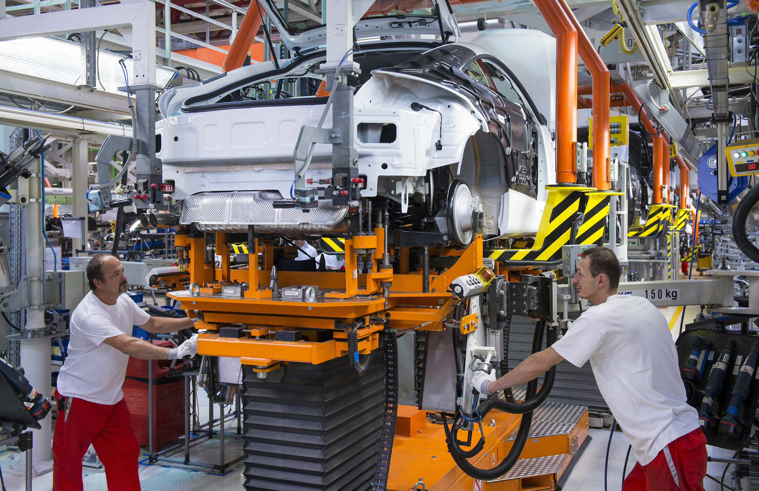 AUDI HUNGARIA MOTOR Kft., Győr (Hungary) - Audi TT: Marriage / assembly