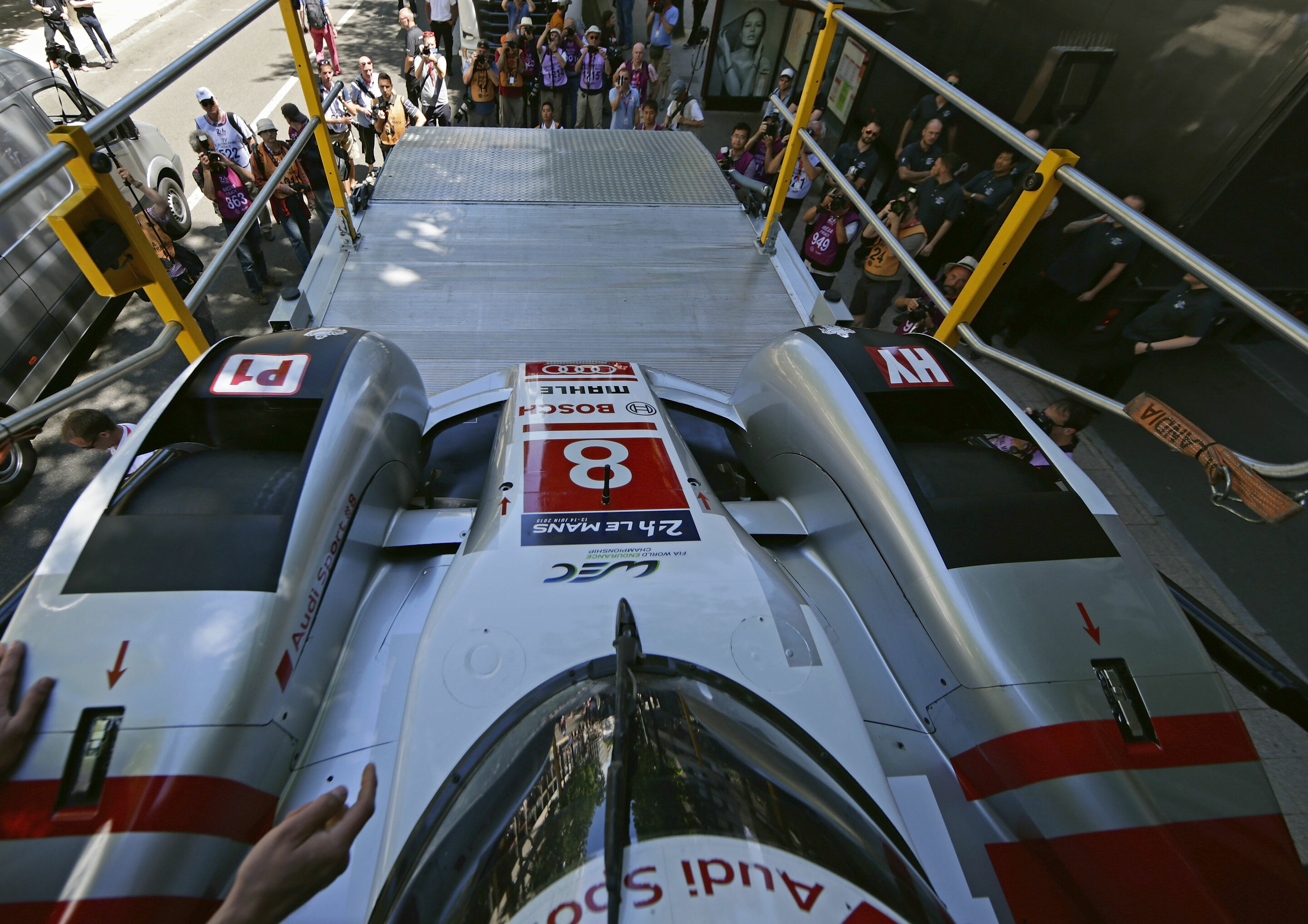 24h Le Mans 2015 - Audi R18 e-tron quattro #8 (Audi Sport Team Joest), Lucas di Grassi, Loïc Duval, Oliver Jarvis