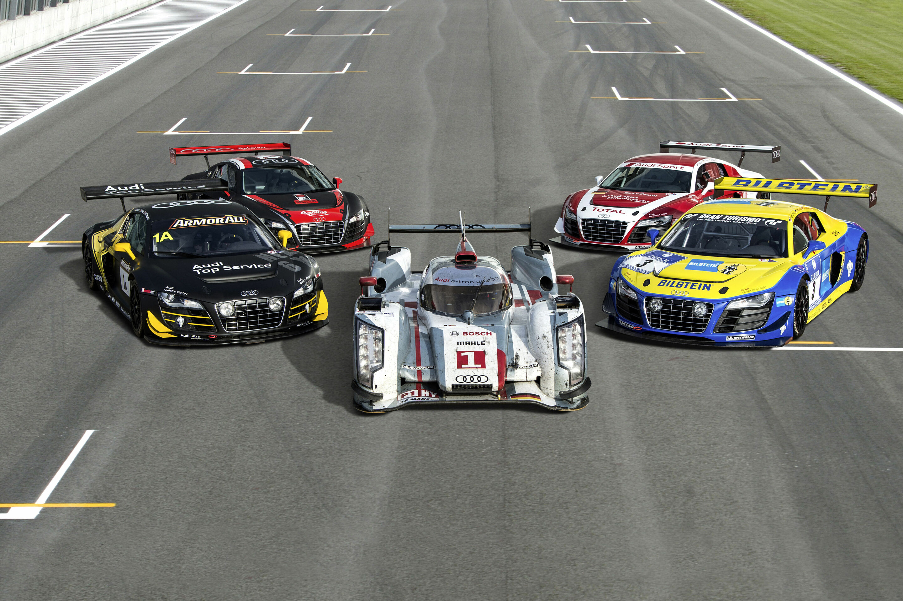 Audi R8 LMS und Audi R18 e-tron quattro