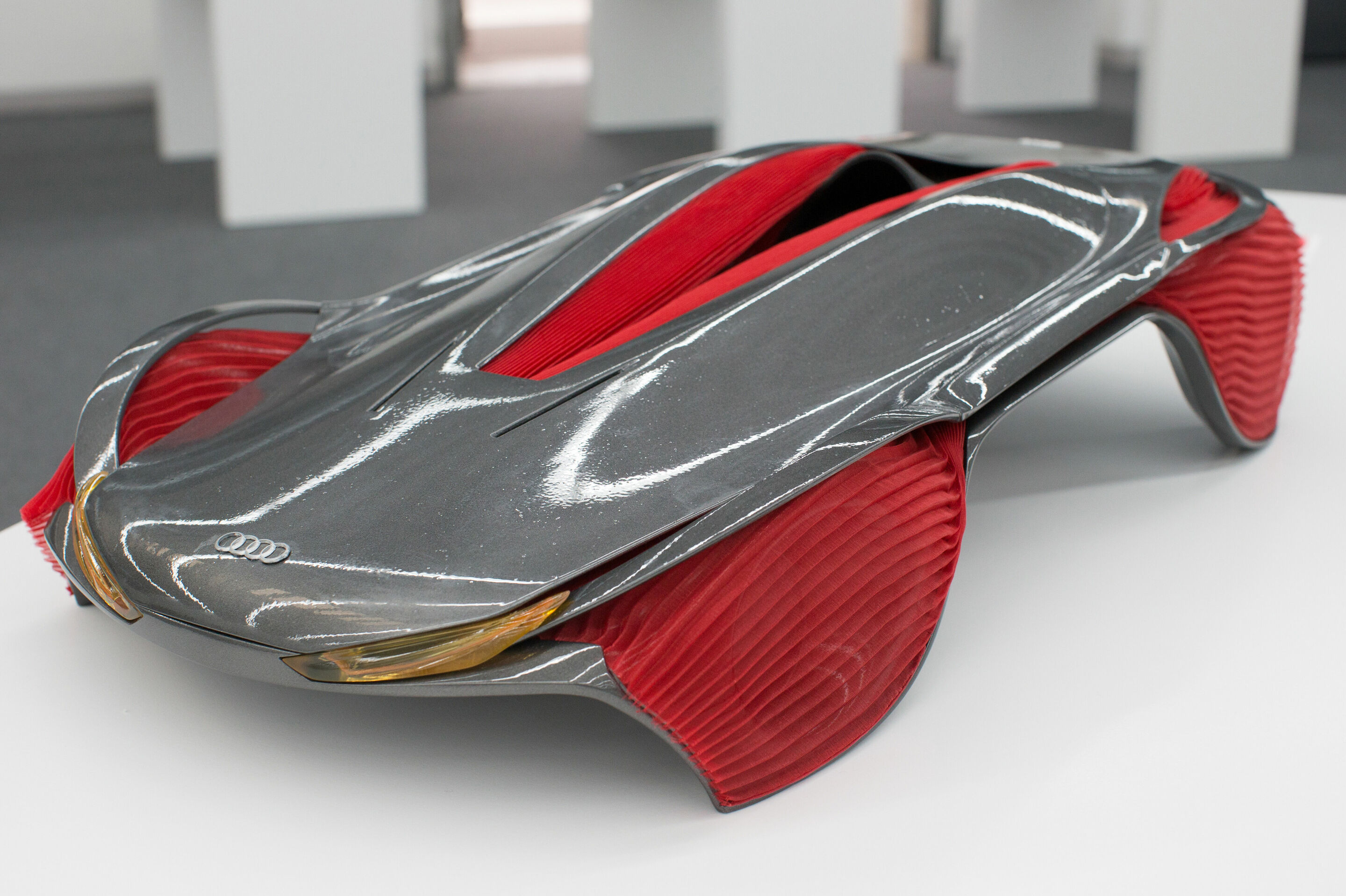 Hochschulen zu Gast bei Audi Design UNIverse - „Epiphany“- Modell der Studenten Shihan Pi und Yjing Zhang von dem Royal College of Art London als ihr Audi-Kooperationsprojekt.