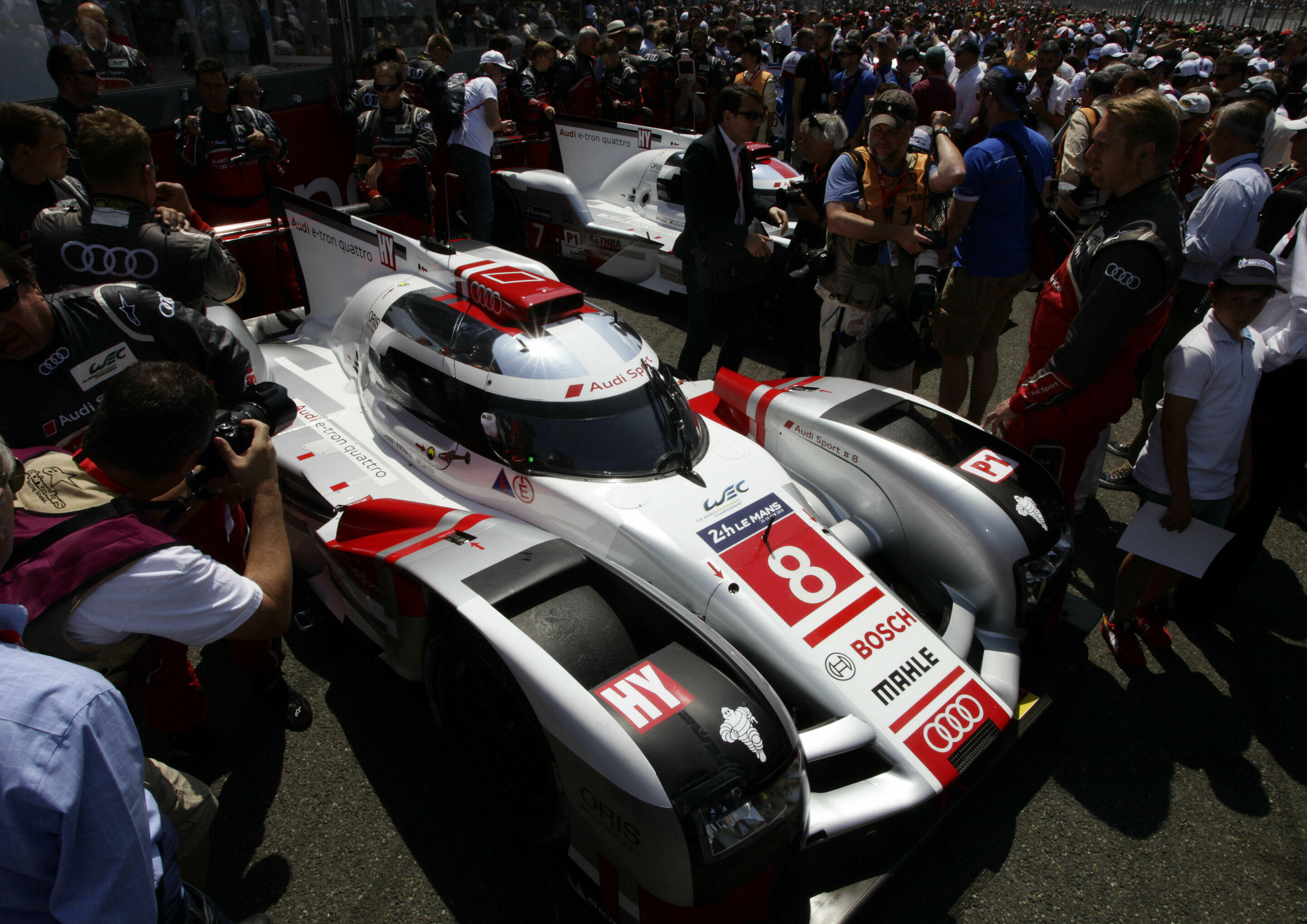 24 Stunden Le Mans 2015 - Audi R18 e-tron quattro #8 (Audi Sport Team Joest), Lucas di Grassi, Loïc Duval, Oliver Jarvis