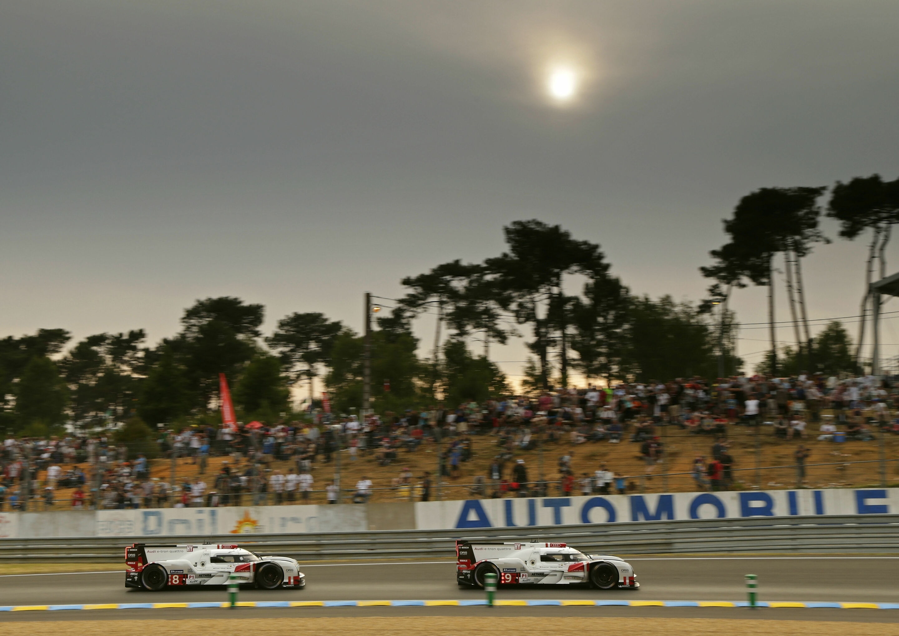 24h Le Mans 2015 - Audi R18 e-tron quattro #9 (Audi Sport Team Joest), Filipe Albuquerque, Marco Bonanomi, René Rast, Audi R18 e-tron quattro #8 (Audi Sport Team Joest), Lucas di Grassi, Loïc Duval, Oliver Jarvis