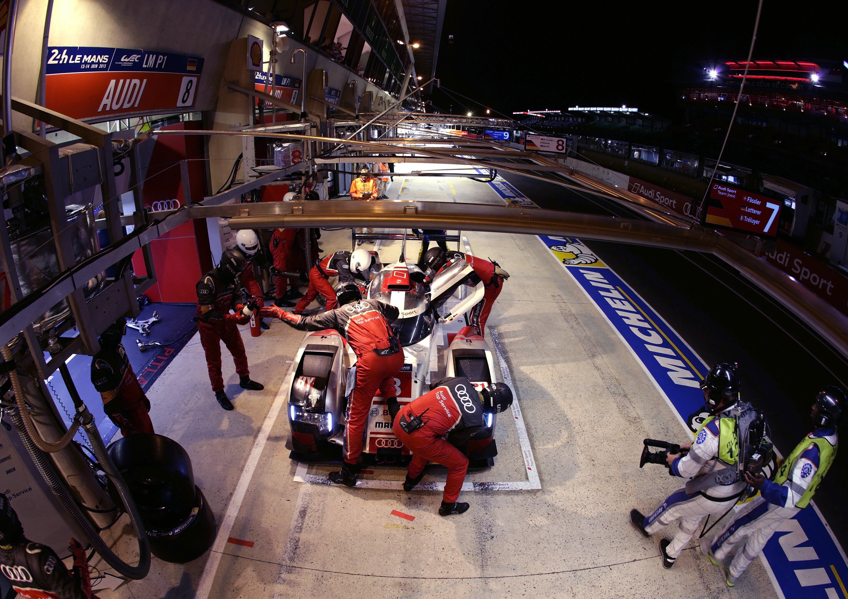 24h Le Mans 2015 - Audi R18 e-tron quattro #8 (Audi Sport Team Joest), Lucas di Grassi, Loïc Duval, Oliver Jarvis