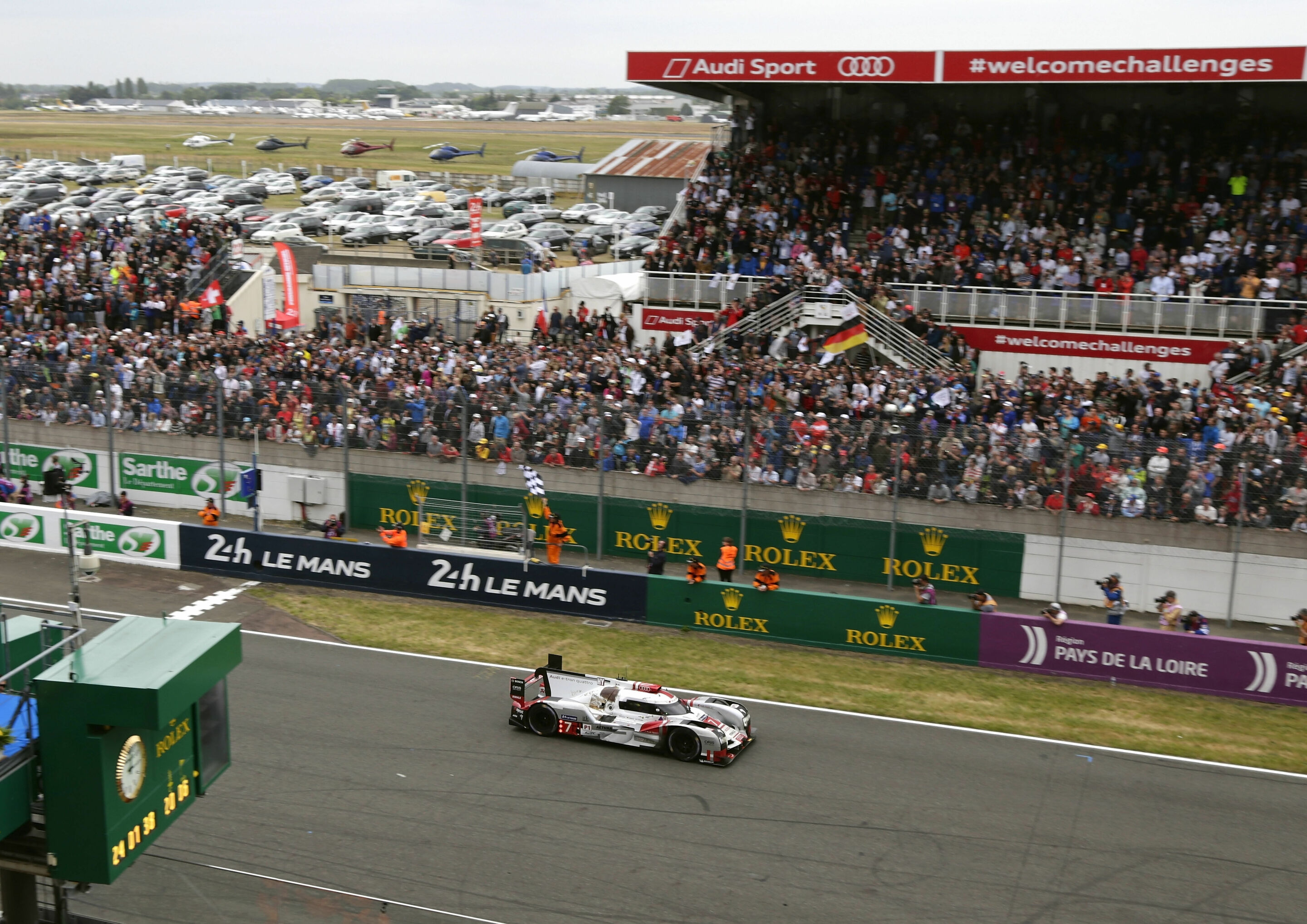 24 Stunden Le Mans 2015 - Audi R18 e-tron quattro #7 (Audi Sport Team Joest), André Lotterer, Marcel Fässler, Benoît Tréluyer