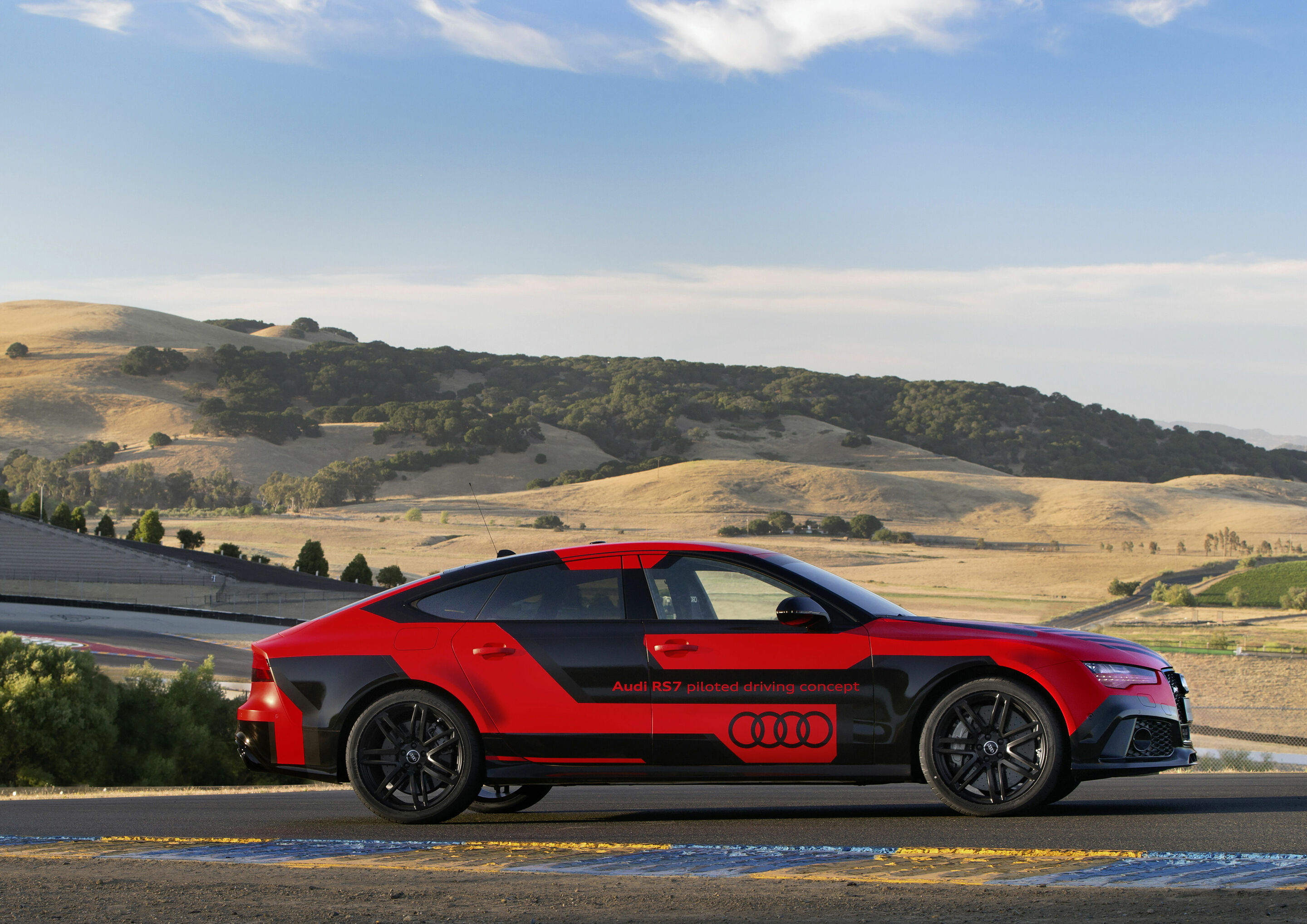 Audi RS 7 piloted driving concept (2015 „Robby“) - Static photo