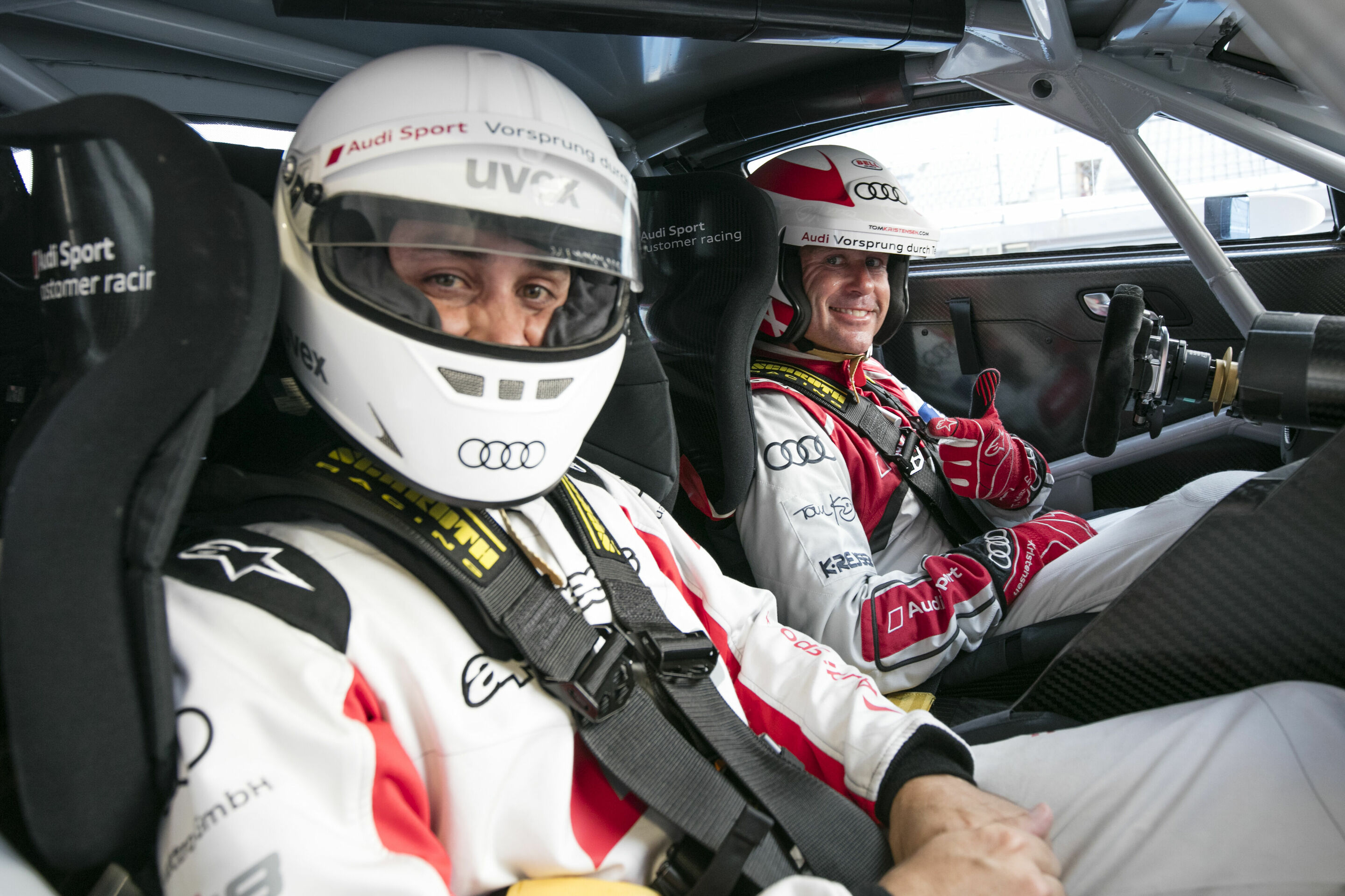 Audi race drivers at R8 presentation - In July, in Portugal, the Audi R8 high-performance sports car will be unveiled to international media for the first time. At the trackside event at Portimão, six former and current Audi race drivers will be present...