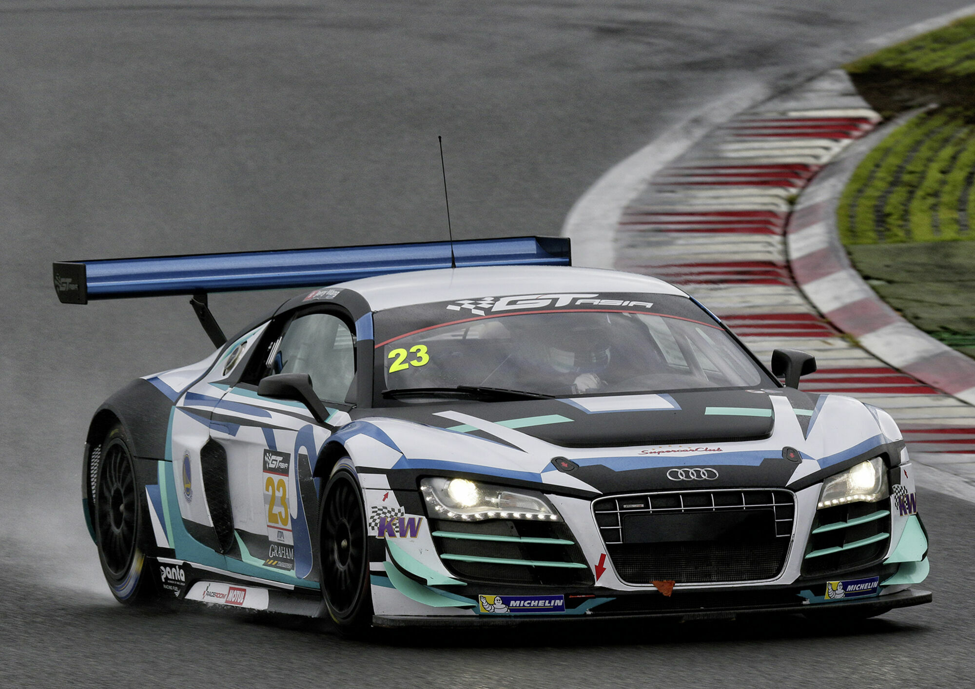GT Asia Fuji - Audi R8 LMS #23 (Absolute Racing), Jerry Wang