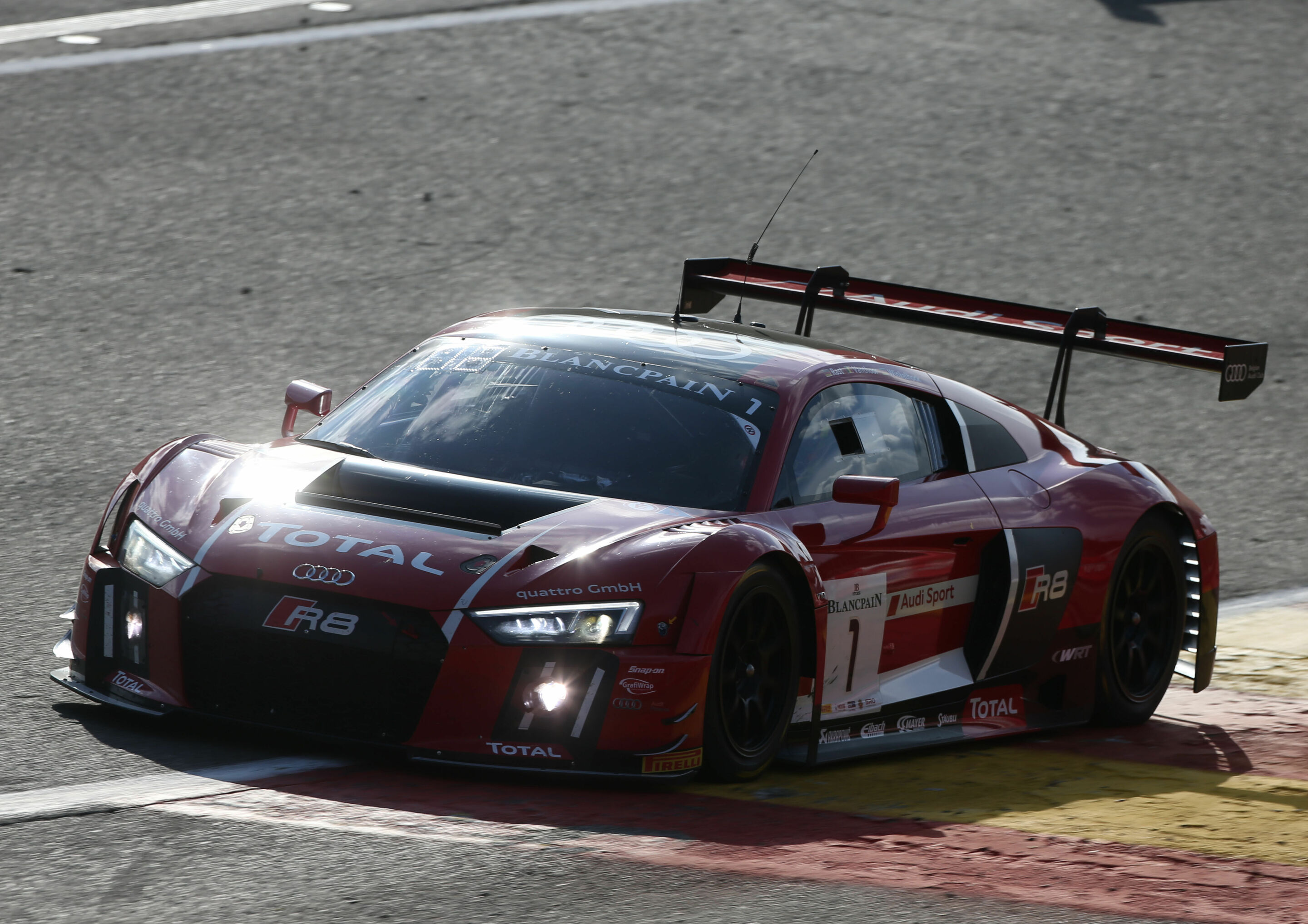 24h Spa 2015 - Audi R8 LMS #1 (Audi Sport Team WRT), René Rast/Laurens Vanthoor/Markus Winkelhock