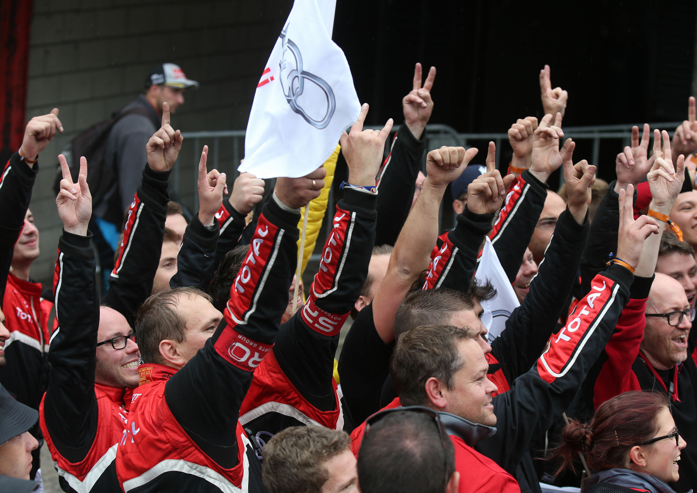24h Spa 2015 - Audi Sport Team WRT