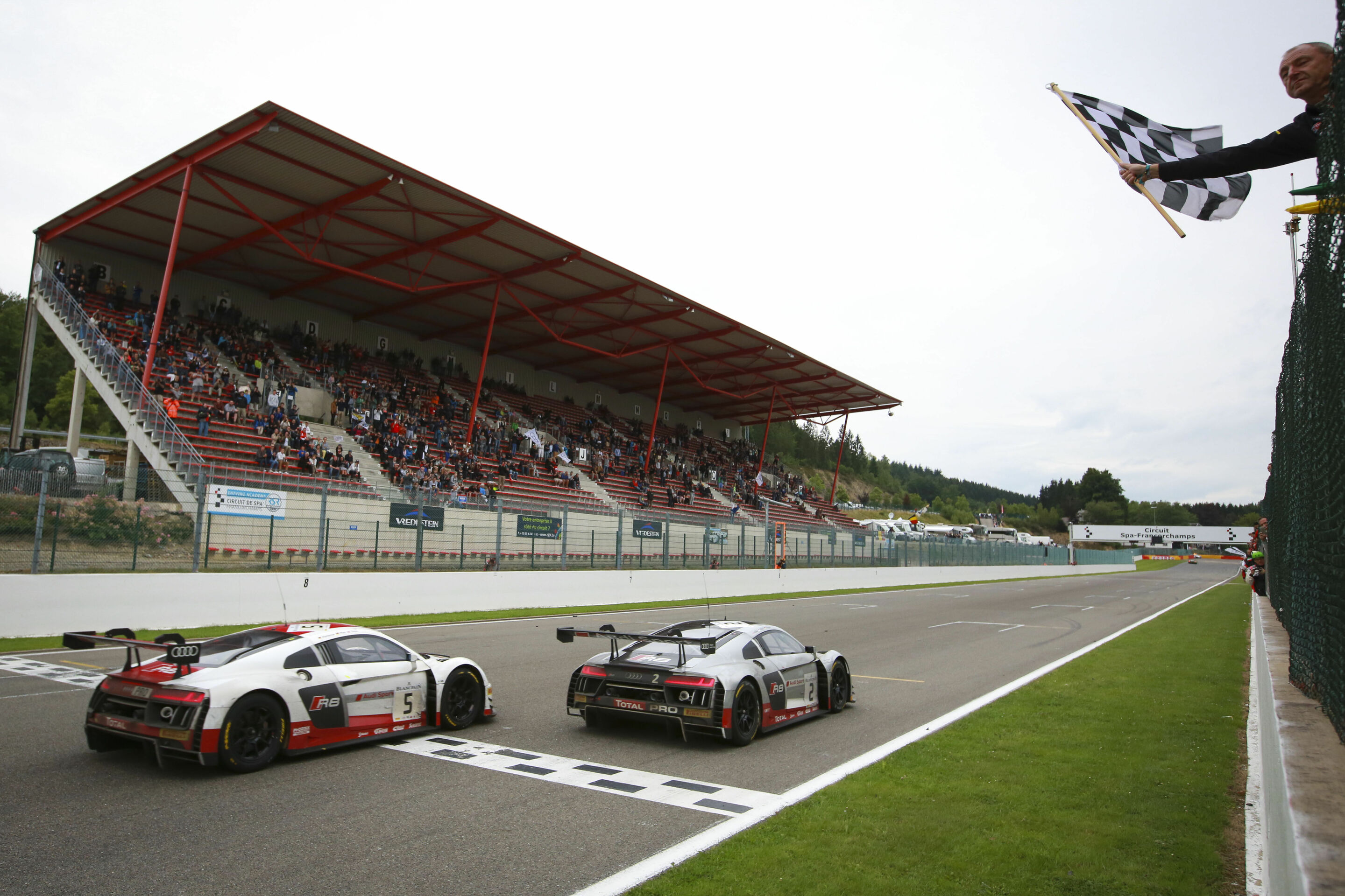 24h Spa 2015 - Audi R8 LMS #2 (Audi Sport Team WRT), Nico Müller/Stéphane Ortelli/Frank Stippler, Audi R8 LMS #5 (Audi Sport Team Phoenix), Christian Mamerow/Christopher Mies/Nicki Thiim
