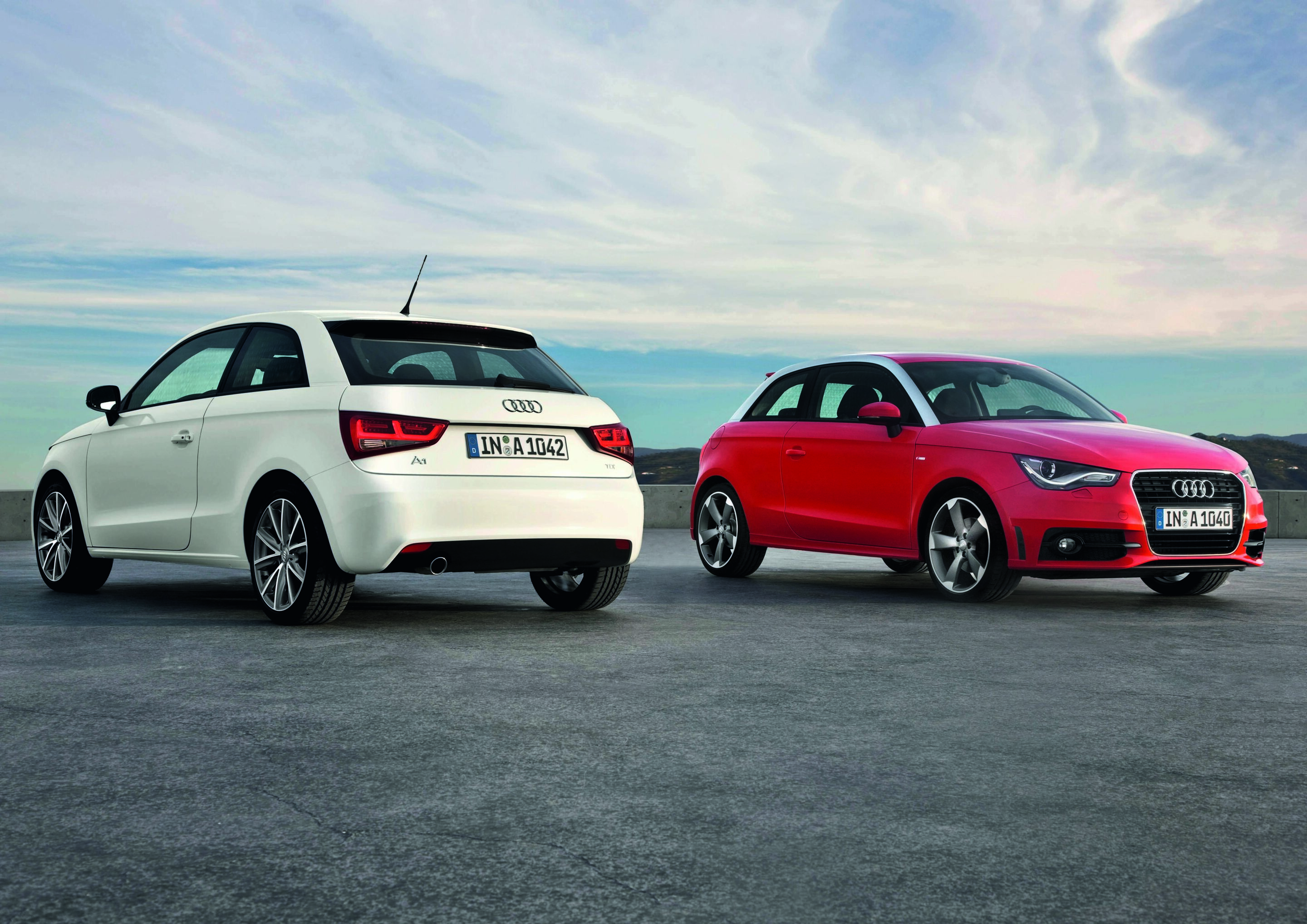 Audi A1 - Farbe: Amalfi weiß
Farbe: Misanorot